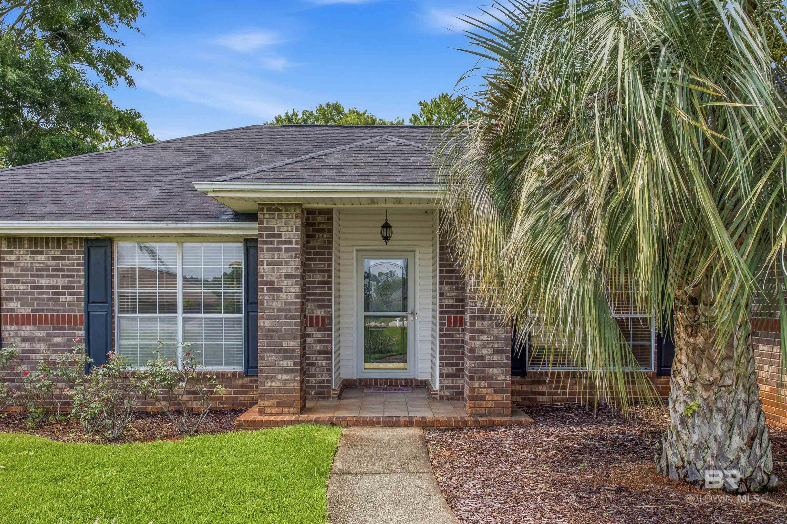 https://zimg.paragon.ice.com/ParagonImages/Property/PG/BCAR/398637/9/0/0/3b3696dd86245a3ee6ce61c1db6b1c79/7/8f914319bbe7b1aff9b6b4c1be637a6e/398637-b39cb280-e357-475a-a6bc-4a8abf45c3b4.JPG