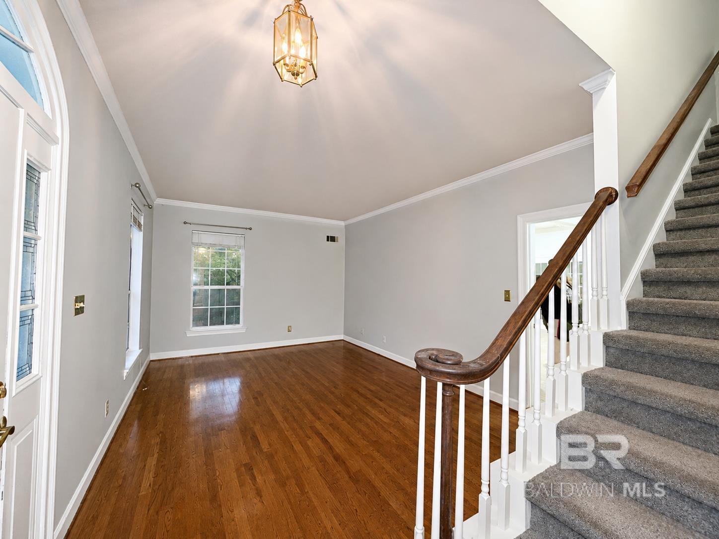 https://zimg.paragon.ice.com/ParagonImages/Property/PG/BCAR/398641/1/0/0/9b576acea5856cafce2a1b6030687822/7/57c05c41978ea922aa48e128c776cbbc/398641-95c77c52-79db-430c-9084-2b01aca05da4.JPG
