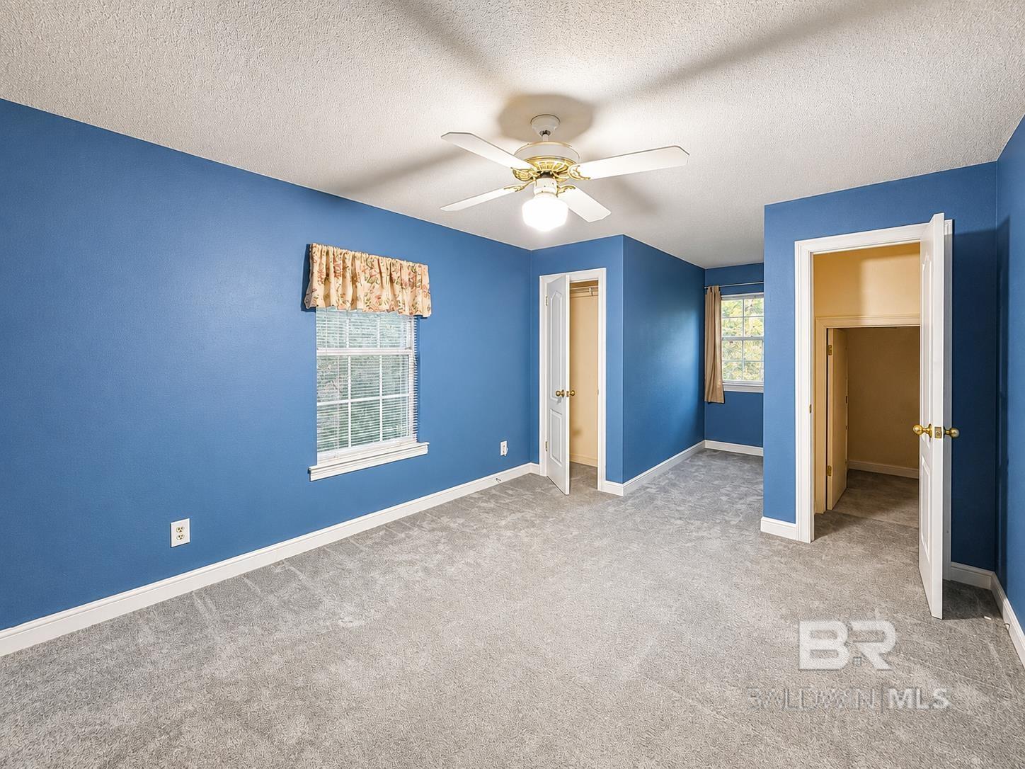 https://zimg.paragon.ice.com/ParagonImages/Property/PG/BCAR/398641/13/0/0/eb1794fc627617cd9df8b5fe61201884/7/57c05c41978ea922aa48e128c776cbbc/398641-38987e41-d29c-49ef-abe3-3c41cd04130d.JPG