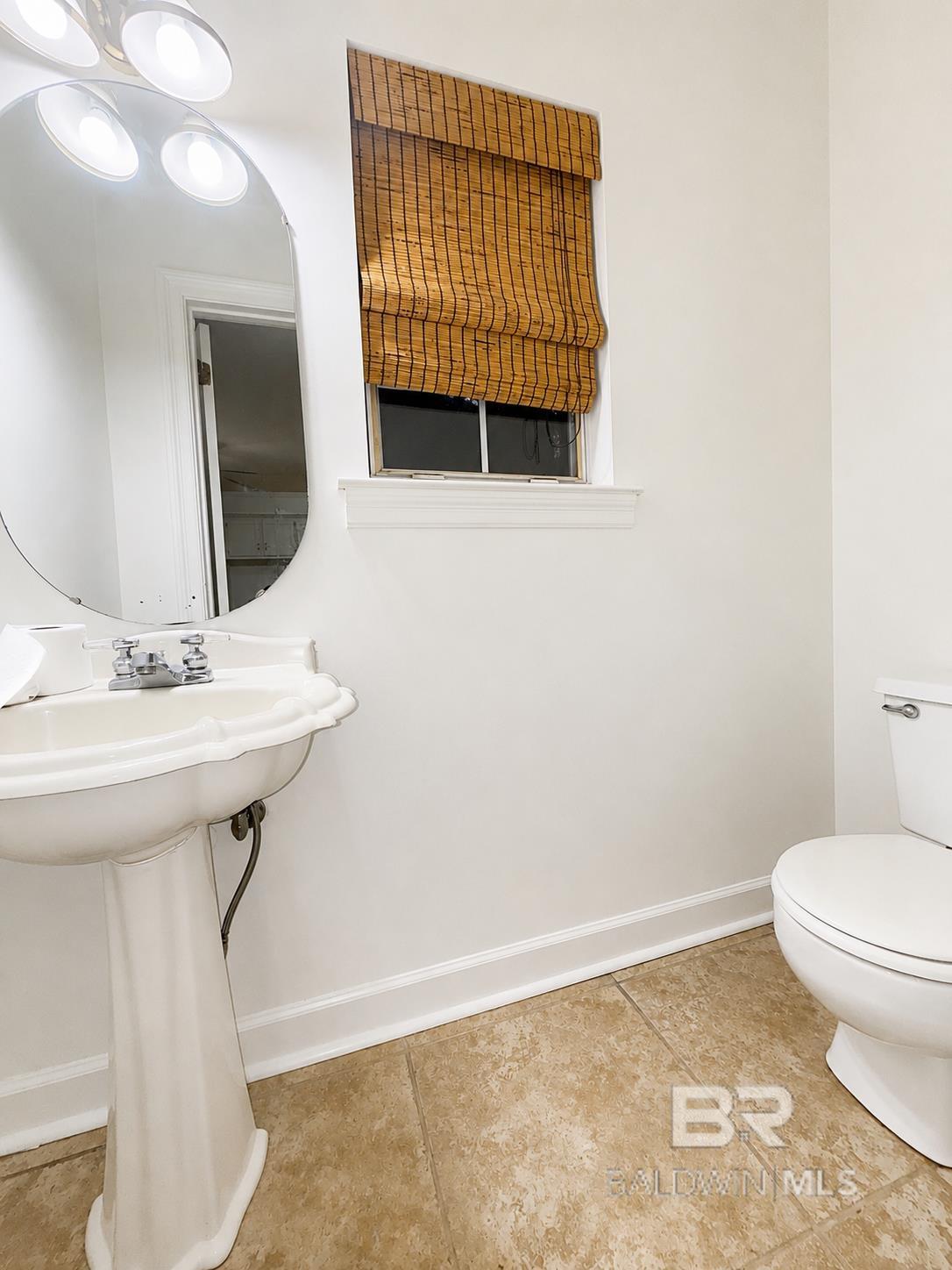 https://zimg.paragon.ice.com/ParagonImages/Property/PG/BCAR/398641/9/0/0/5d019f72d067e31e6e3750772b7bed89/7/57c05c41978ea922aa48e128c776cbbc/398641-c7183b1b-2e50-4dc3-a46d-aec5a3ab93b6.JPG