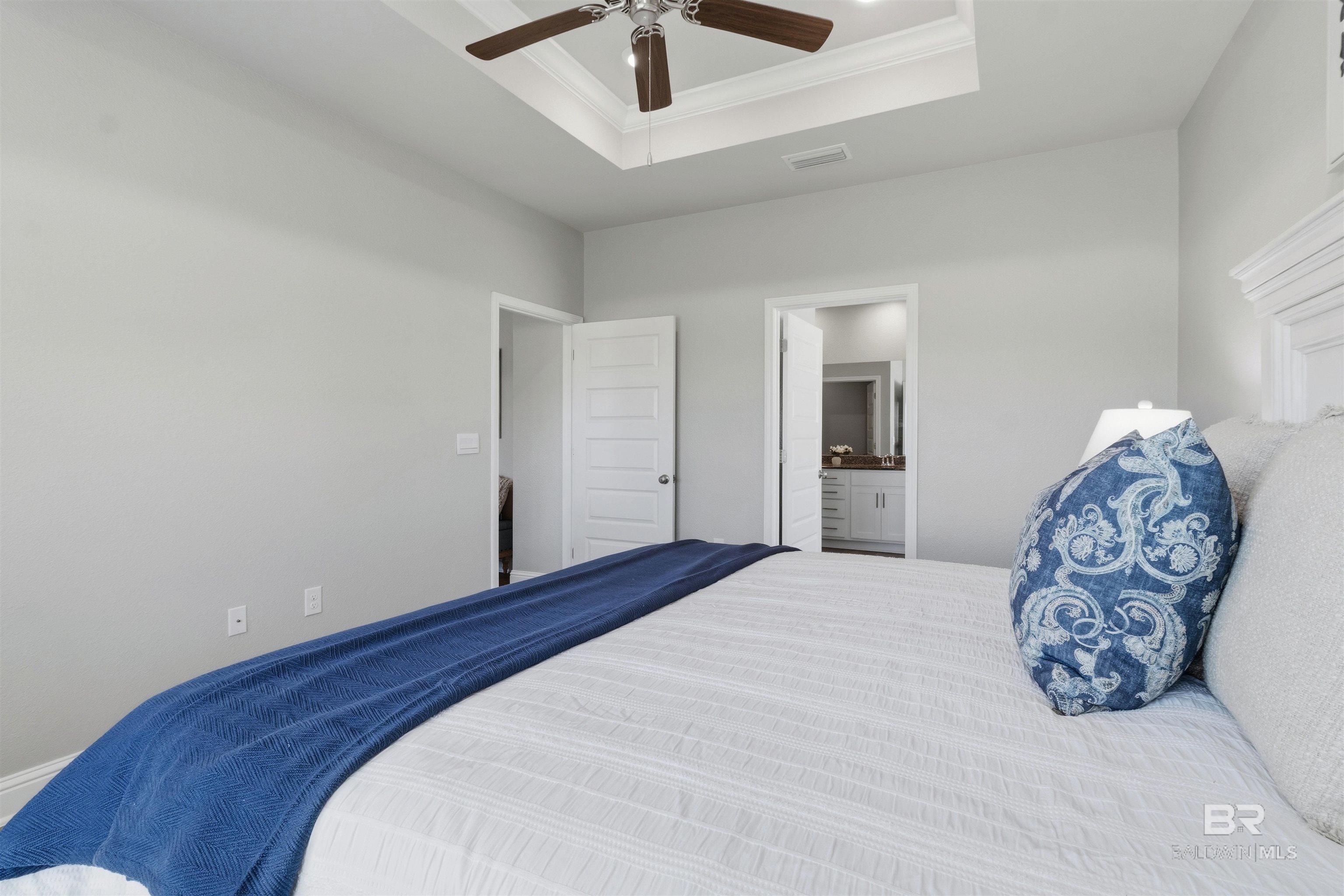 https://zimg.paragon.ice.com/ParagonImages/Property/PG/BCAR/398643/2/0/0/beabc6c58d196f276cb7b066313630d4/7/cf3811ab8a5febbe56dd2de044a06d2d/398643-57d87670-7725-45ba-81fe-57cacb0b72aa.JPG