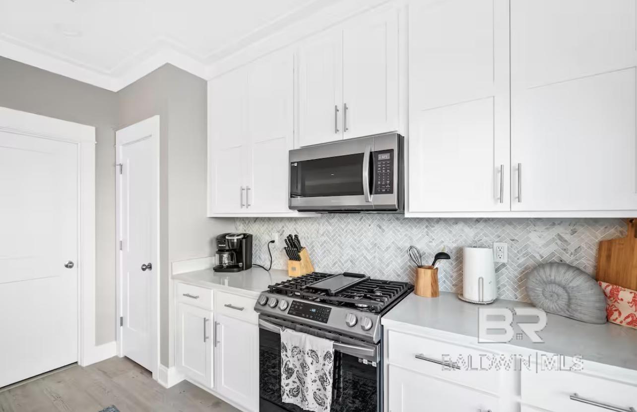 https://zimg.paragon.ice.com/ParagonImages/Property/PG/BCAR/398644/11/0/0/1ab84219504bdc95b13e2d509cc047aa/7/df6b338145c00aefb3935f6688f0341c/398644-4df2a0d7-5887-49ef-b03e-88086fd9288d.JPG