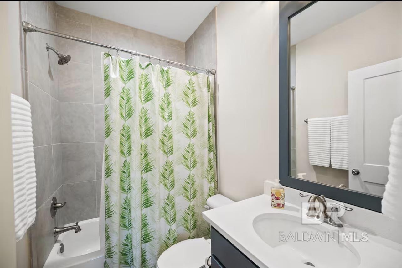 https://zimg.paragon.ice.com/ParagonImages/Property/PG/BCAR/398644/22/0/0/aa14481dbeb730b412970e6c88787b1a/7/df6b338145c00aefb3935f6688f0341c/398644-141dac5b-e17f-4b7e-8c56-4f7335688847.JPG