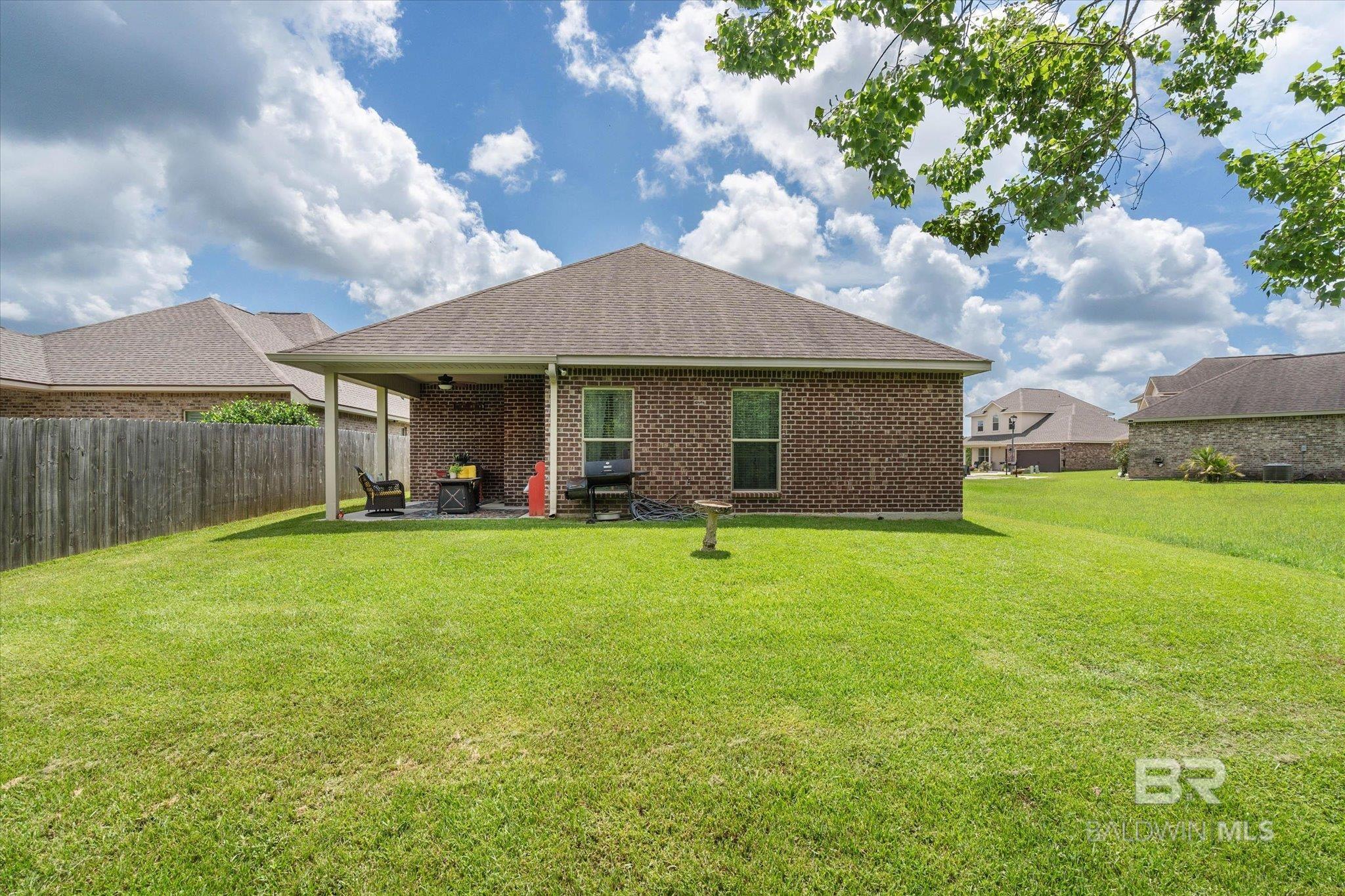 https://zimg.paragon.ice.com/ParagonImages/Property/PG/BCAR/398650/2/0/0/73382d5df530509fee12565415a27372/7/2c98ffbc63d102bb3753d160c895bd8e/398650-333fae1f-2d93-4577-837d-0025a8eef7bb.JPG