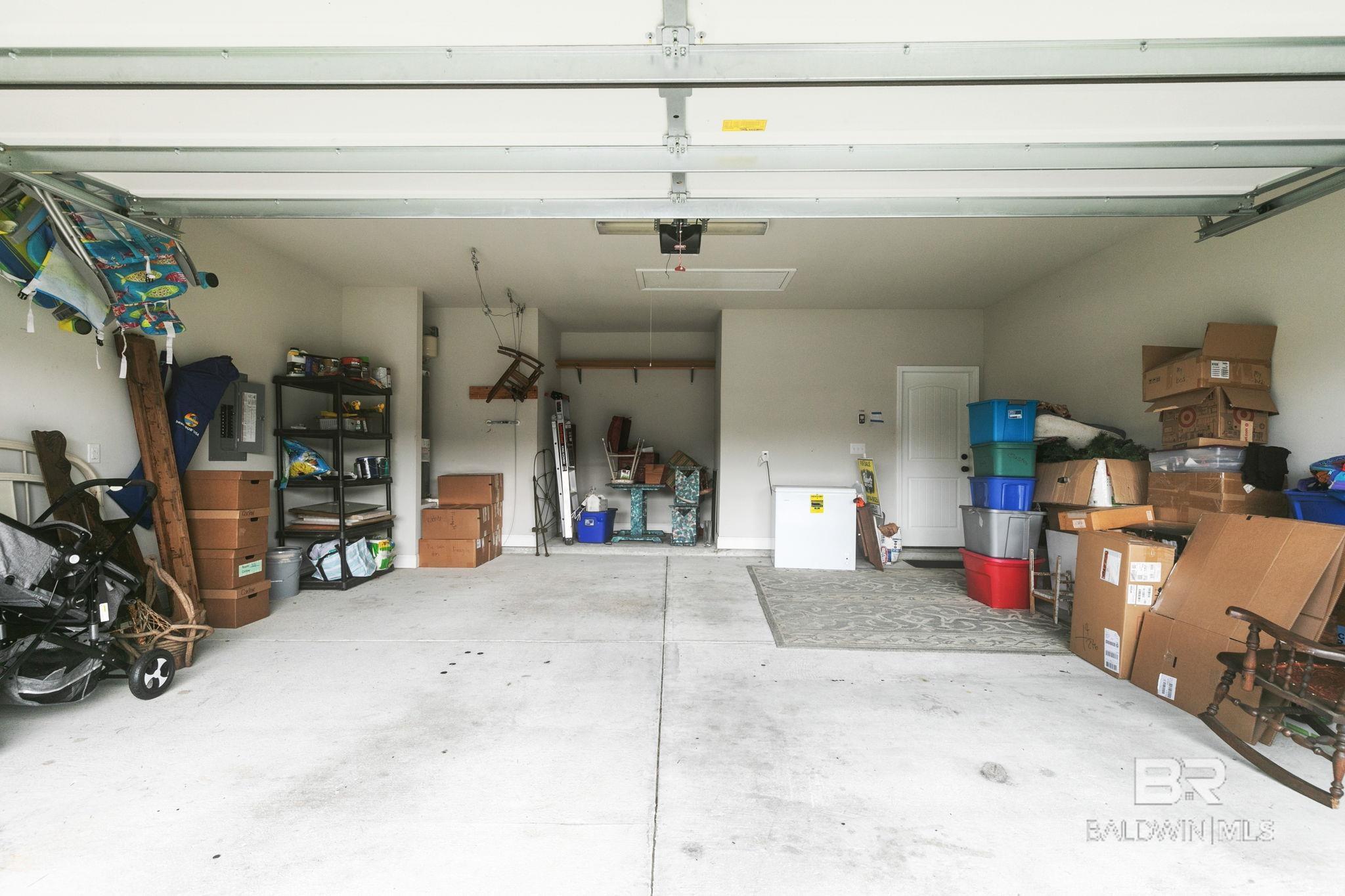 https://zimg.paragon.ice.com/ParagonImages/Property/PG/BCAR/398650/39/0/0/1c1bed515ad4b930b19d06284bd6e582/7/2c98ffbc63d102bb3753d160c895bd8e/398650-98dd56db-75ca-4539-92bf-5db8da2bd9bc.JPG