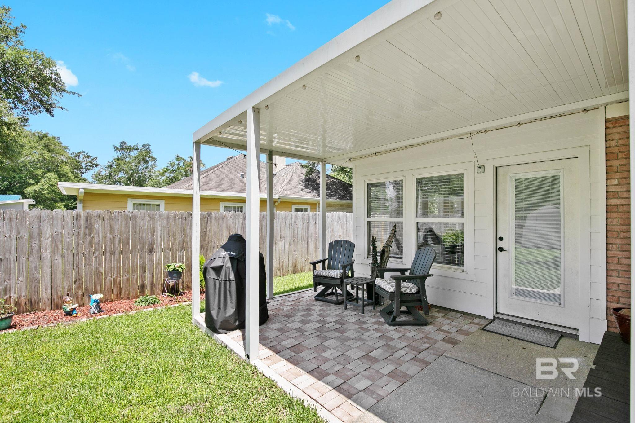 https://zimg.paragon.ice.com/ParagonImages/Property/PG/BCAR/398652/26/0/0/c083f6d0689d0b1f4ca172e238fa9a09/7/4d1ac04e4f117995d58fe1064efe636d/398652-d1305033-990e-42ad-8458-1835d08297ef.JPG