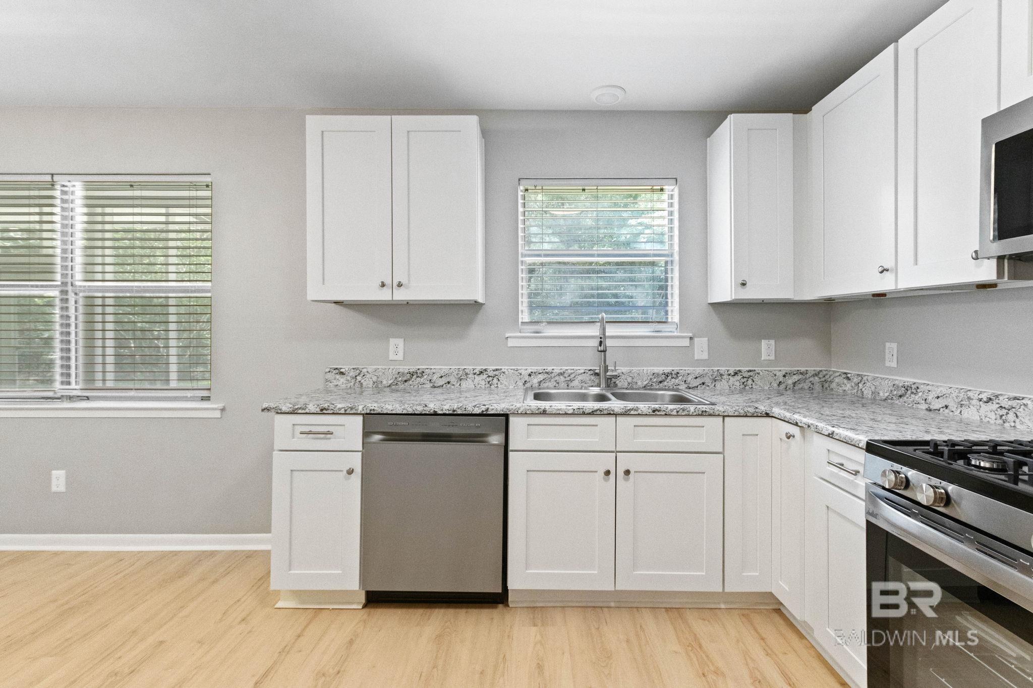 https://zimg.paragon.ice.com/ParagonImages/Property/PG/BCAR/398654/14/0/0/befb2e1ea89f752e7637b49e0cd7e603/7/48c904ddc0ce49afabfb85dd29d4a145/398654-4201d625-a881-4aa4-812a-0aaf0669be5a.JPG
