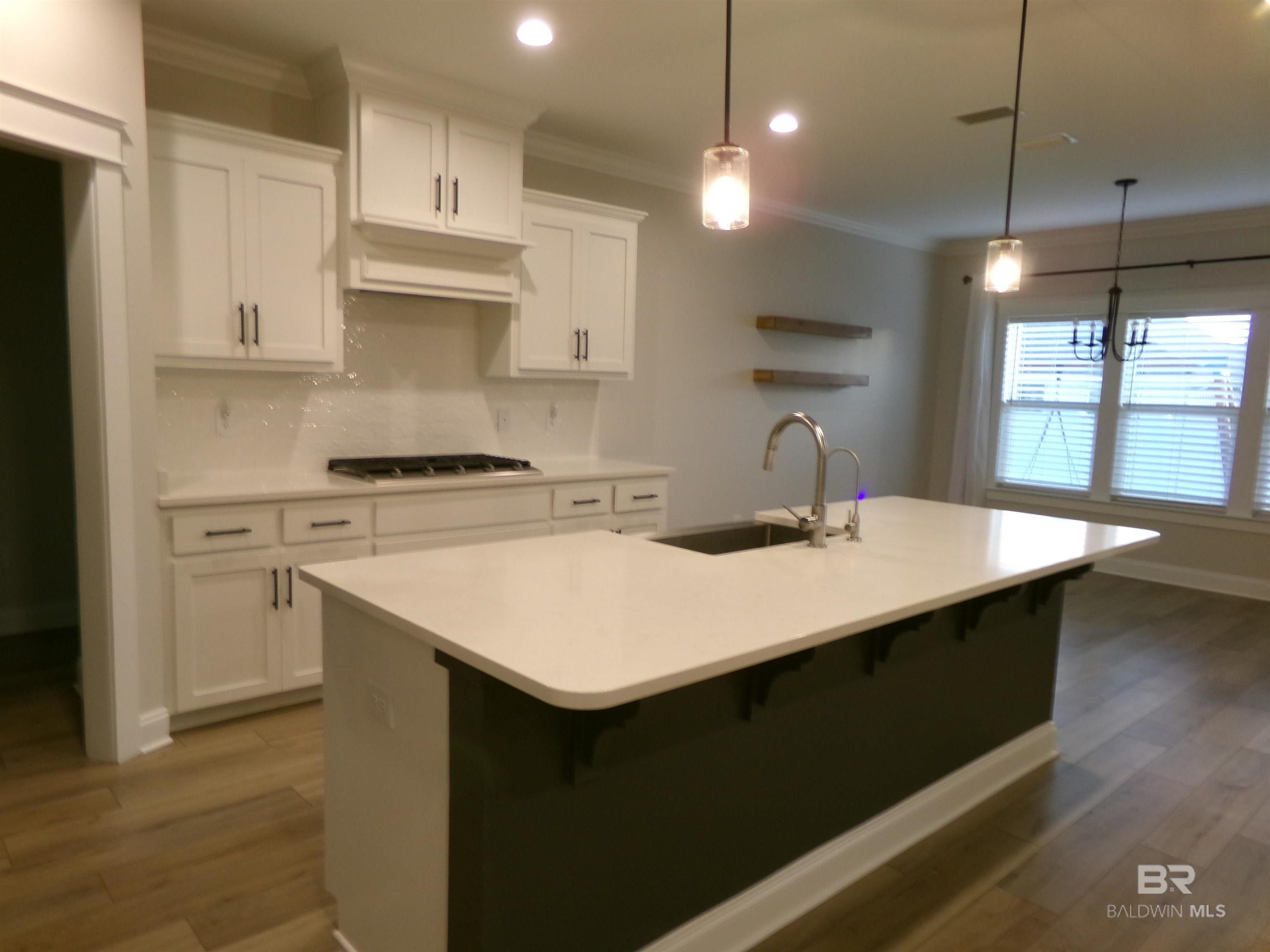 https://zimg.paragon.ice.com/ParagonImages/Property/PG/BCAR/398663/3/0/0/53b72e71e9db05dad520010661ea4854/7/94ba2b47f9b61068b14cc595f33f132c/398663-e36a298e-beac-4763-a6a0-e5e79d21e2b0.JPG