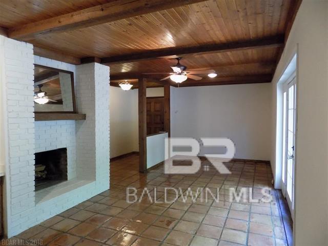 https://zimg.paragon.ice.com/ParagonImages/Property/PG/BCAR/398664/11/0/0/5fbf51ba57e5e235d842a4bf087352e1/7/d52bb821fd053950c4fd5517614566a0/398664-B8B9B0D3-3635-4DB9-A5E9-513ED155F01A.JPG