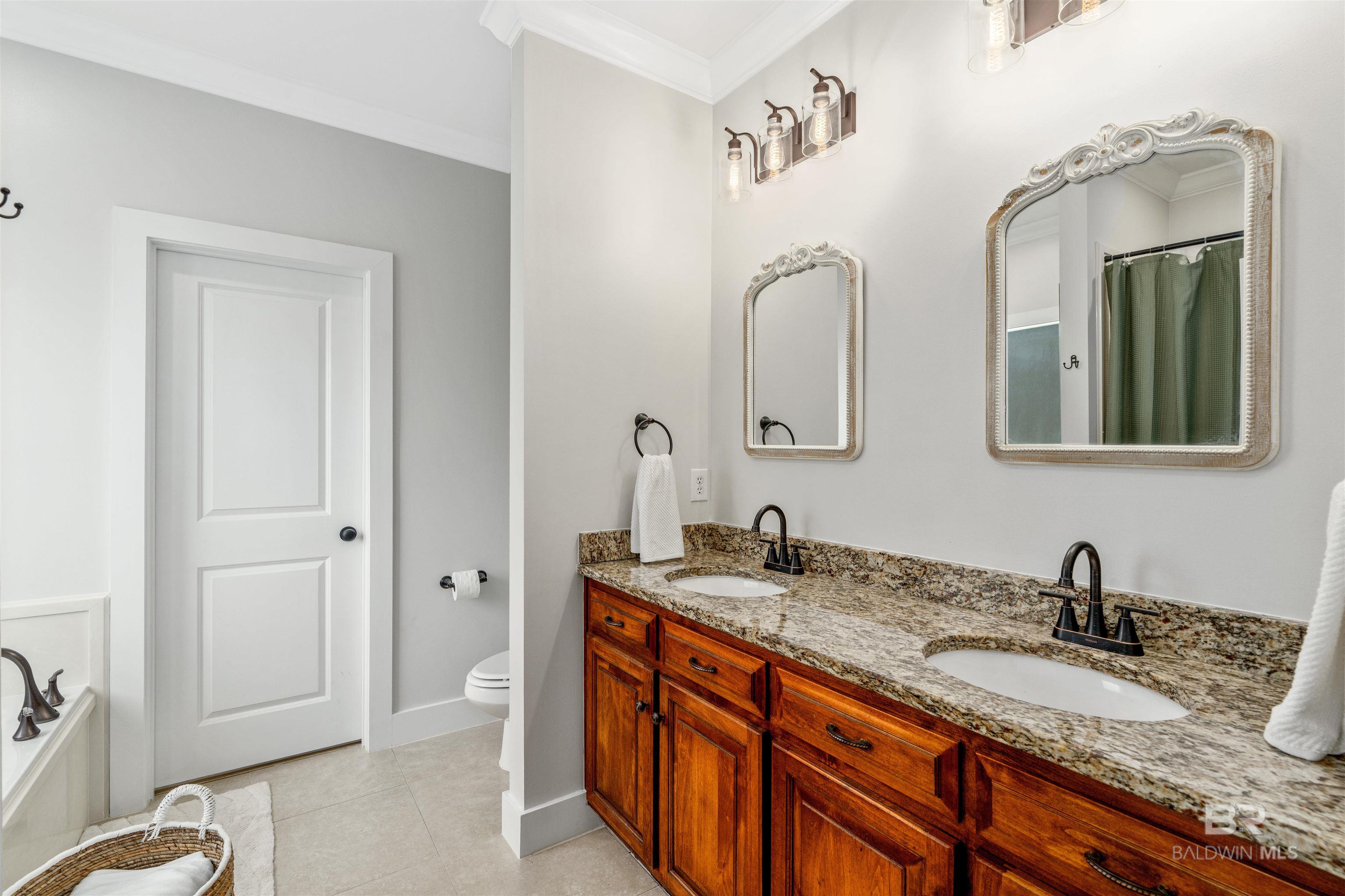 https://zimg.paragon.ice.com/ParagonImages/Property/PG/BCAR/398666/15/0/0/bed5655c3af41e57f5a7f9270e5236bd/7/8f4cec3f3325dd74d501656deb546c92/398666-c6d118b4-5c82-4fee-bce9-6301441dbd1c.JPG