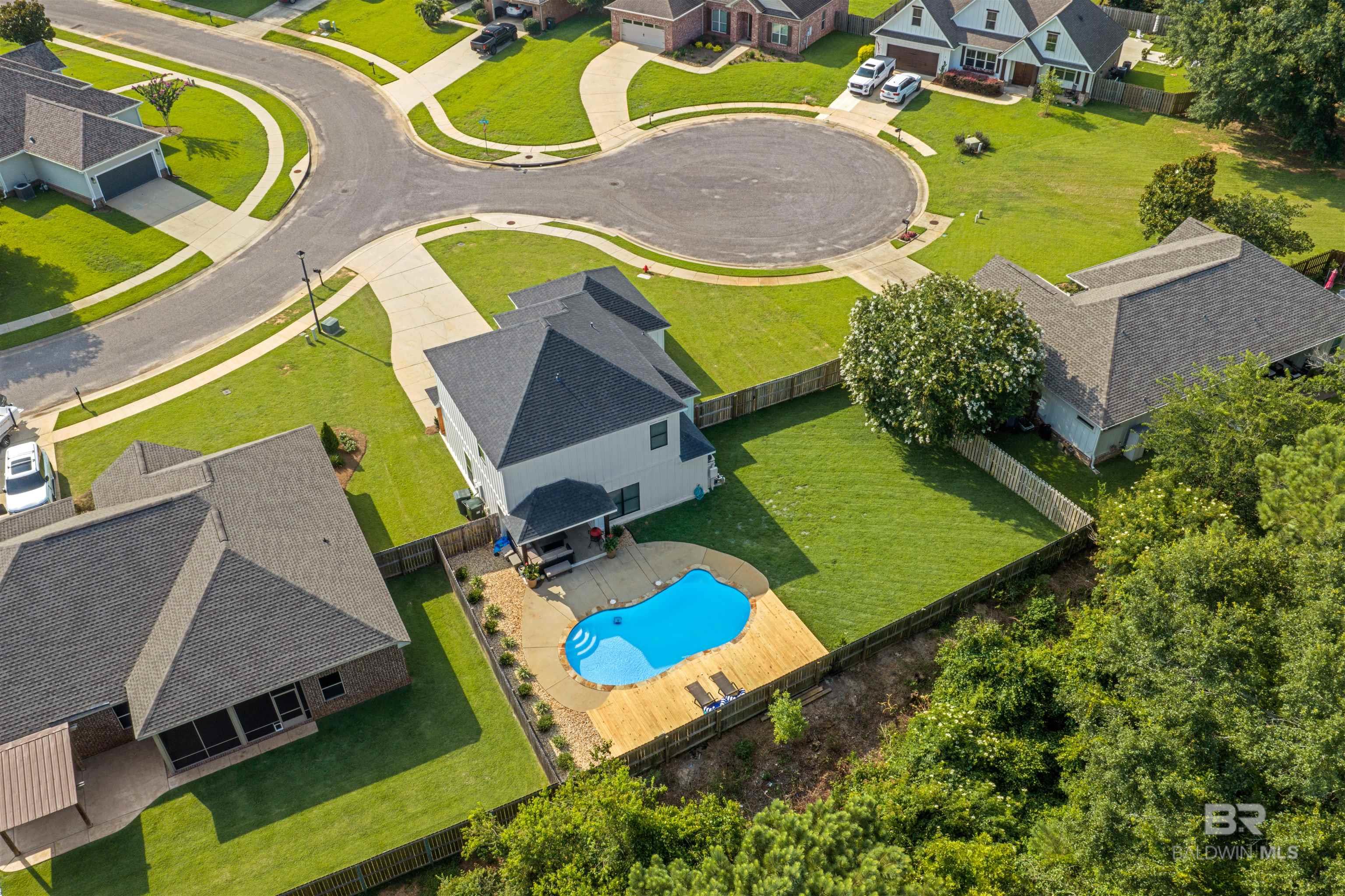 https://zimg.paragon.ice.com/ParagonImages/Property/PG/BCAR/398666/41/0/0/9991dfd6a78516e2450b61f11fbae648/7/8f4cec3f3325dd74d501656deb546c92/398666-1f3a2168-9ba2-4949-8a4d-d76324d3735f.JPG