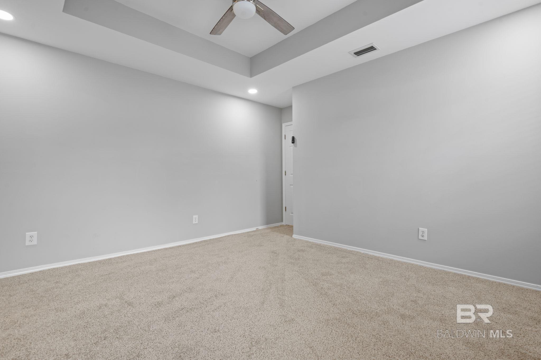 398769 | Photo 29