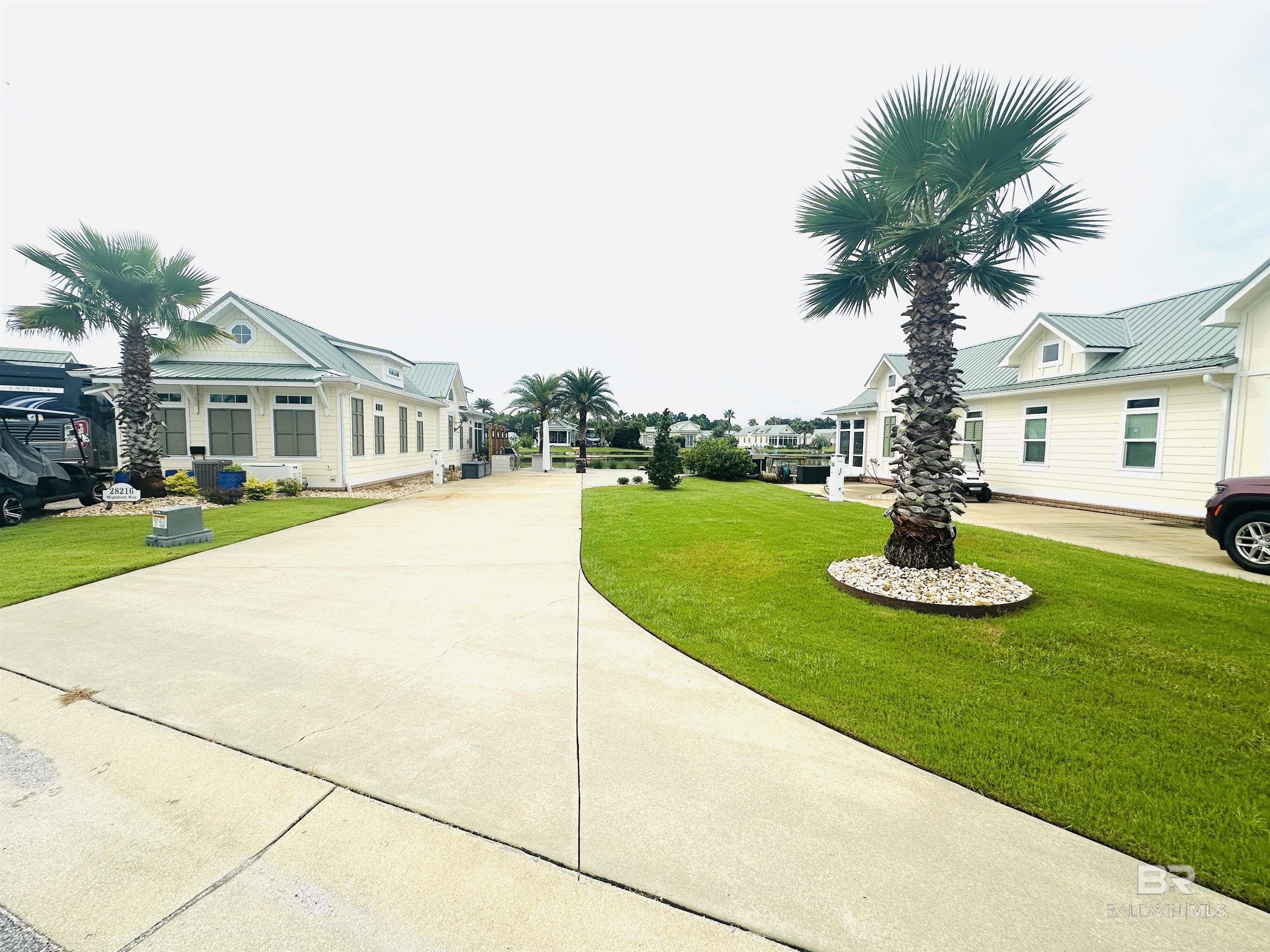 398782 | Photo 2