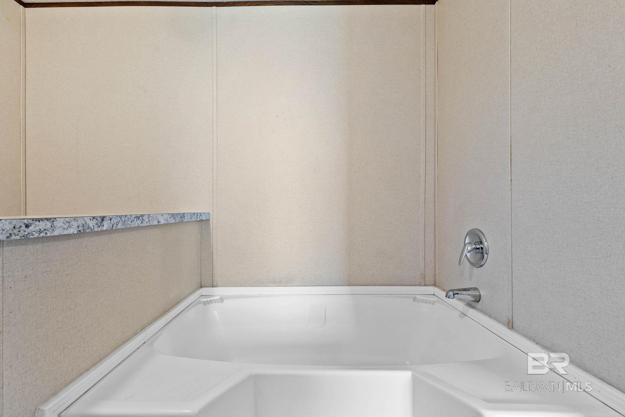 398785 | Photo 27