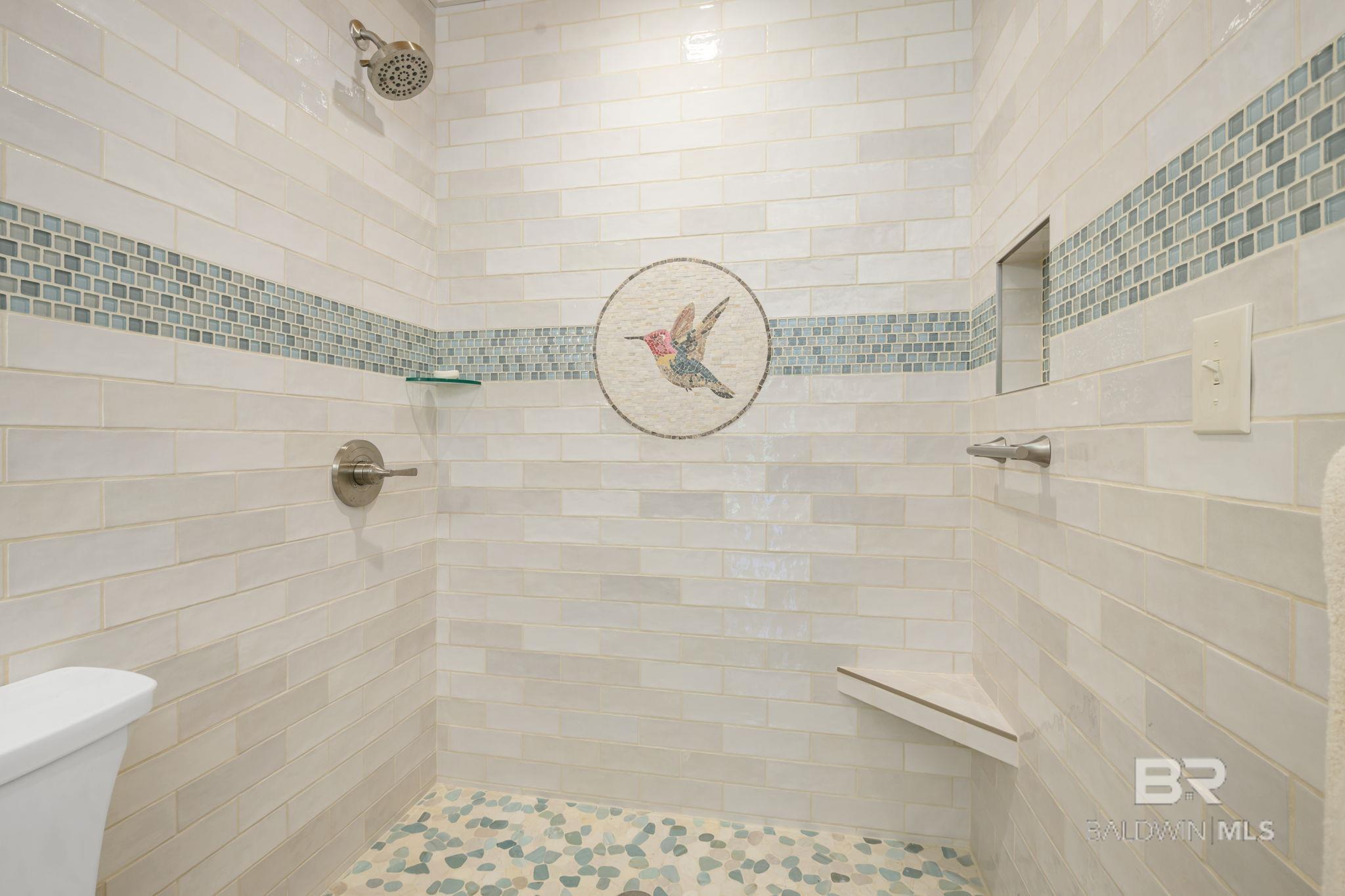 398831 | Photo 27