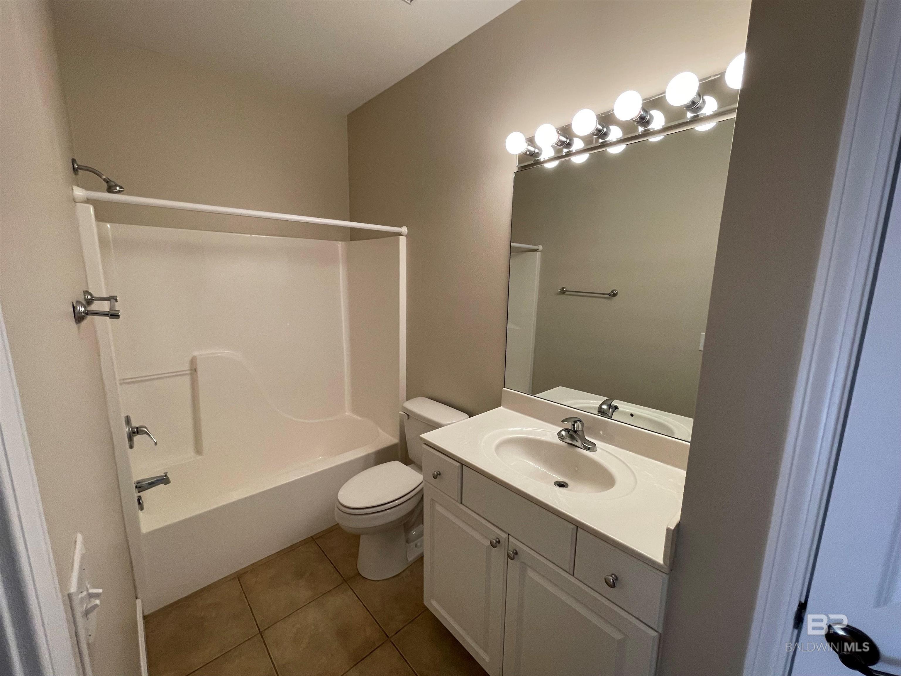 398855 | Photo 10