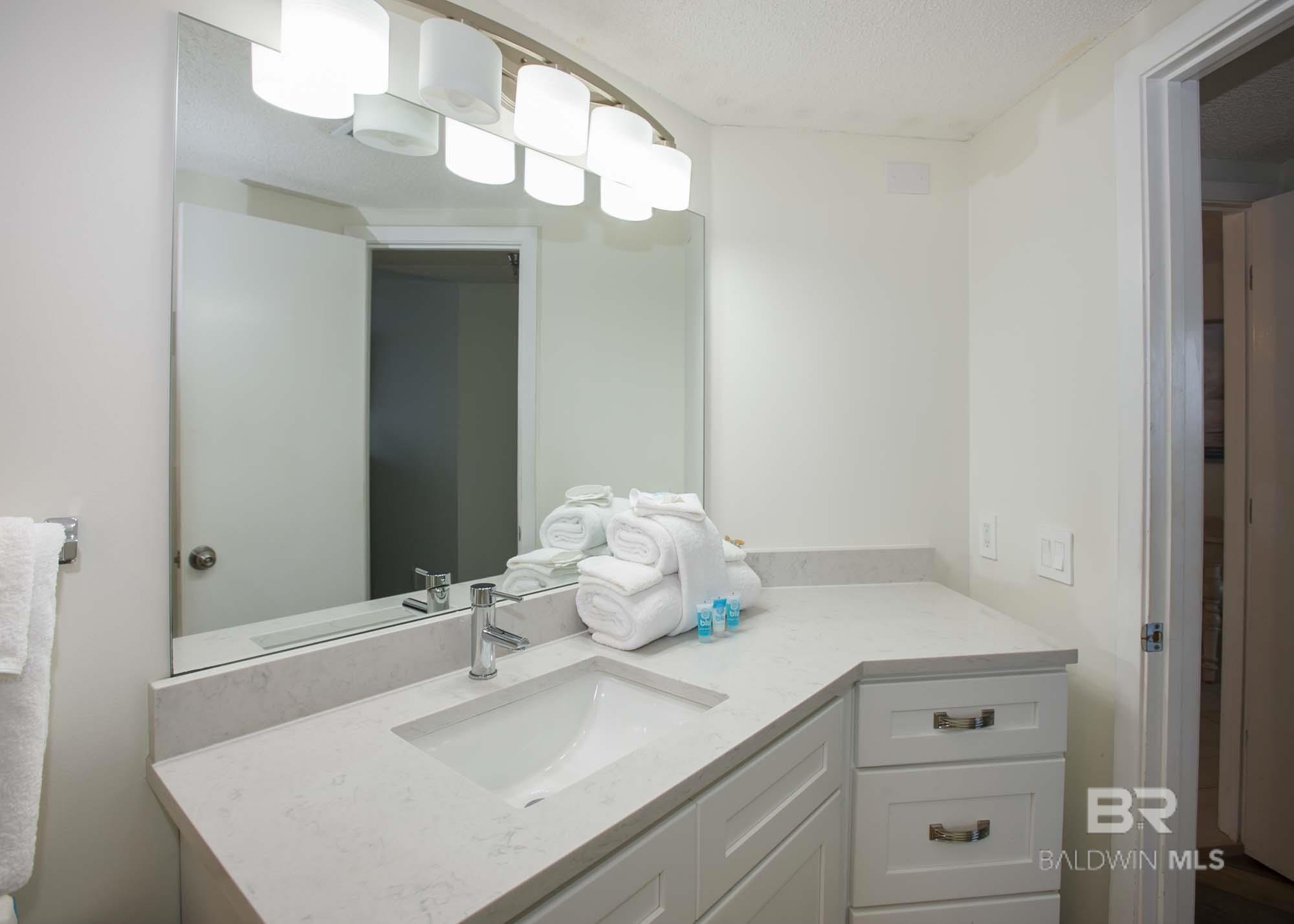 398881 | Photo 20