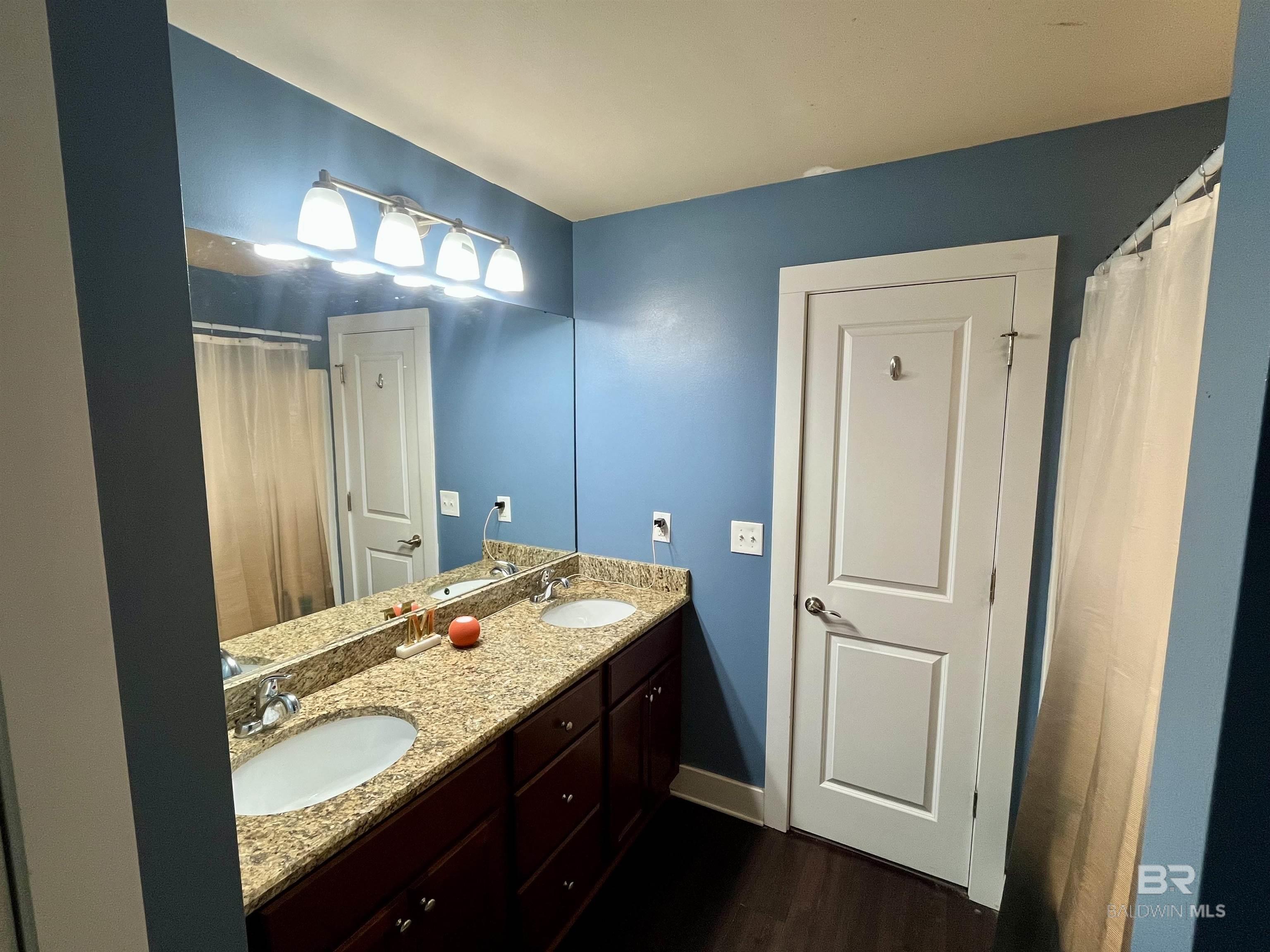 398939 | Photo 28