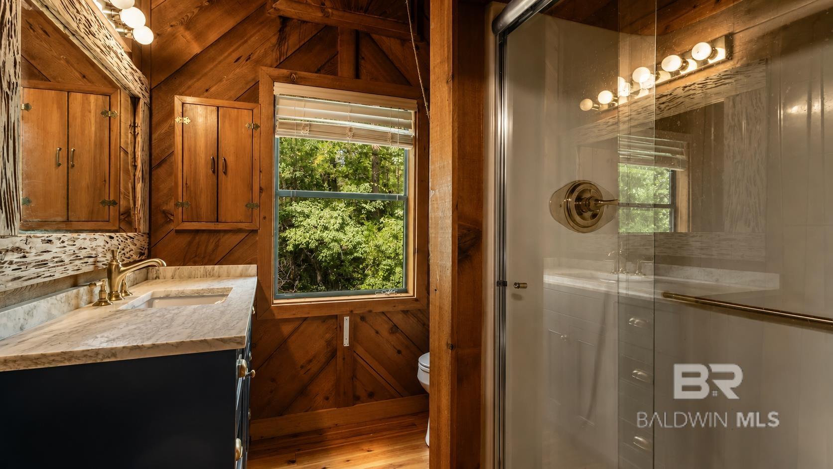 399012 | Photo 32