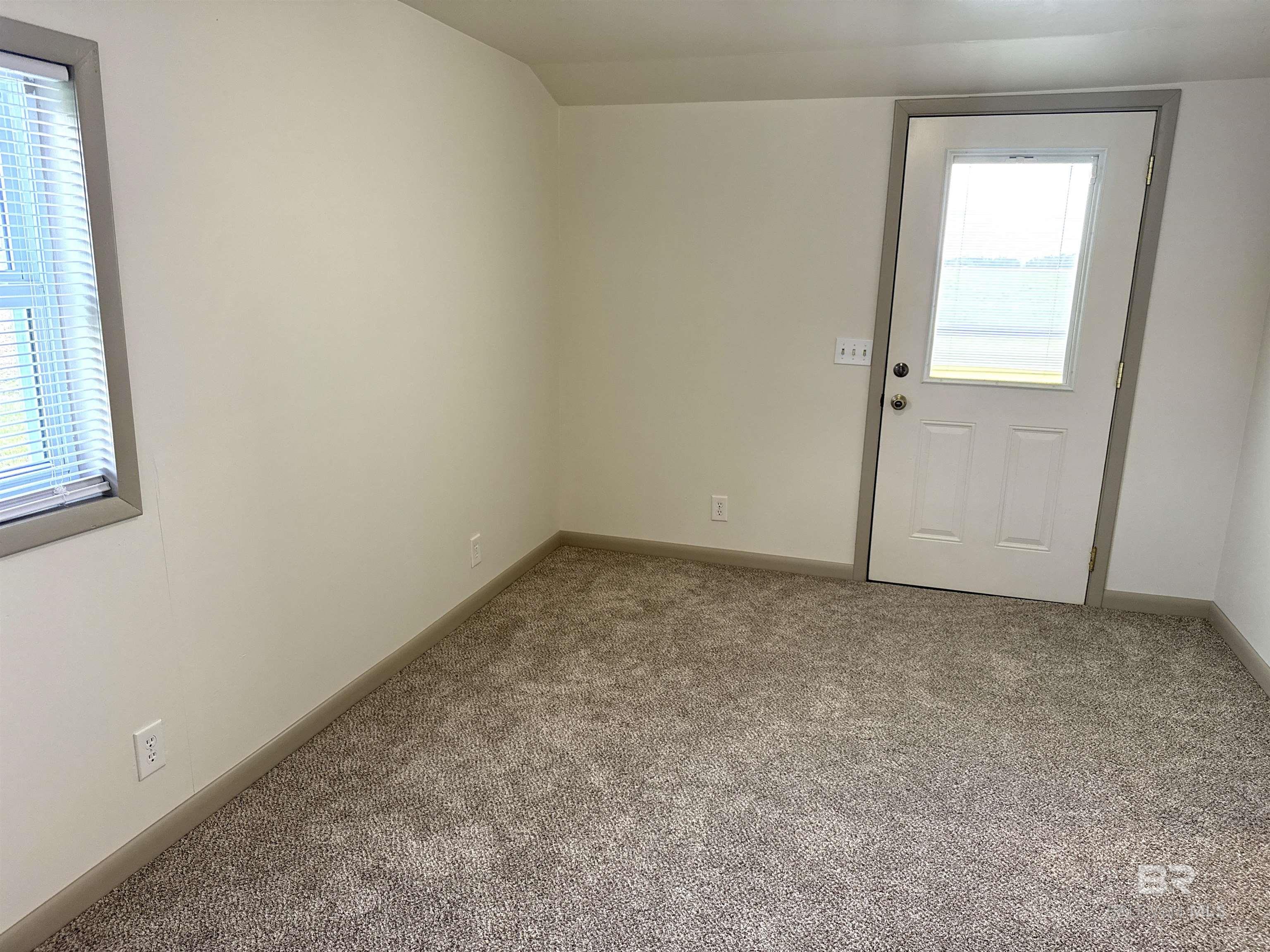 399146 | Photo 26