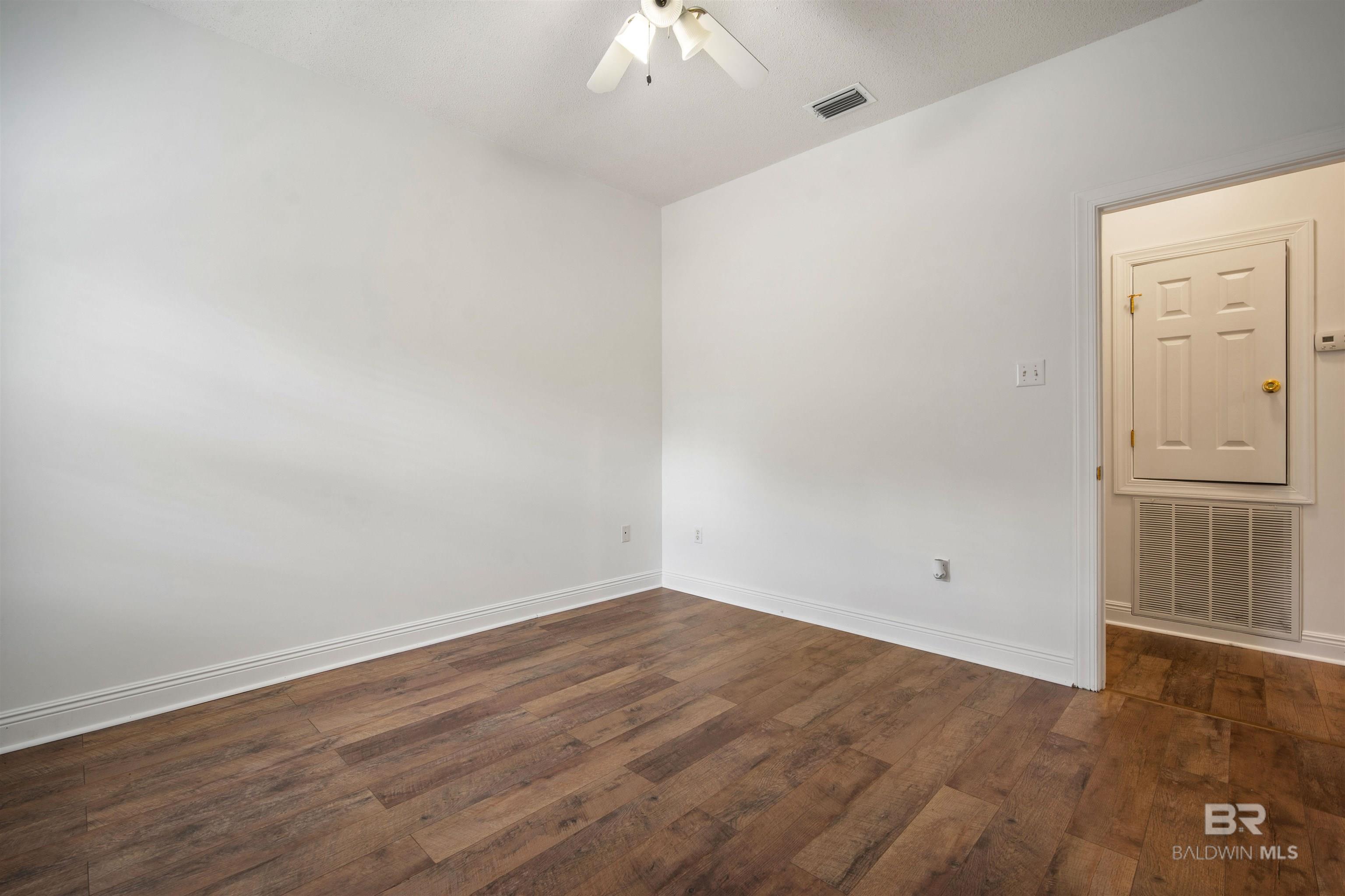 399252 | Photo 22