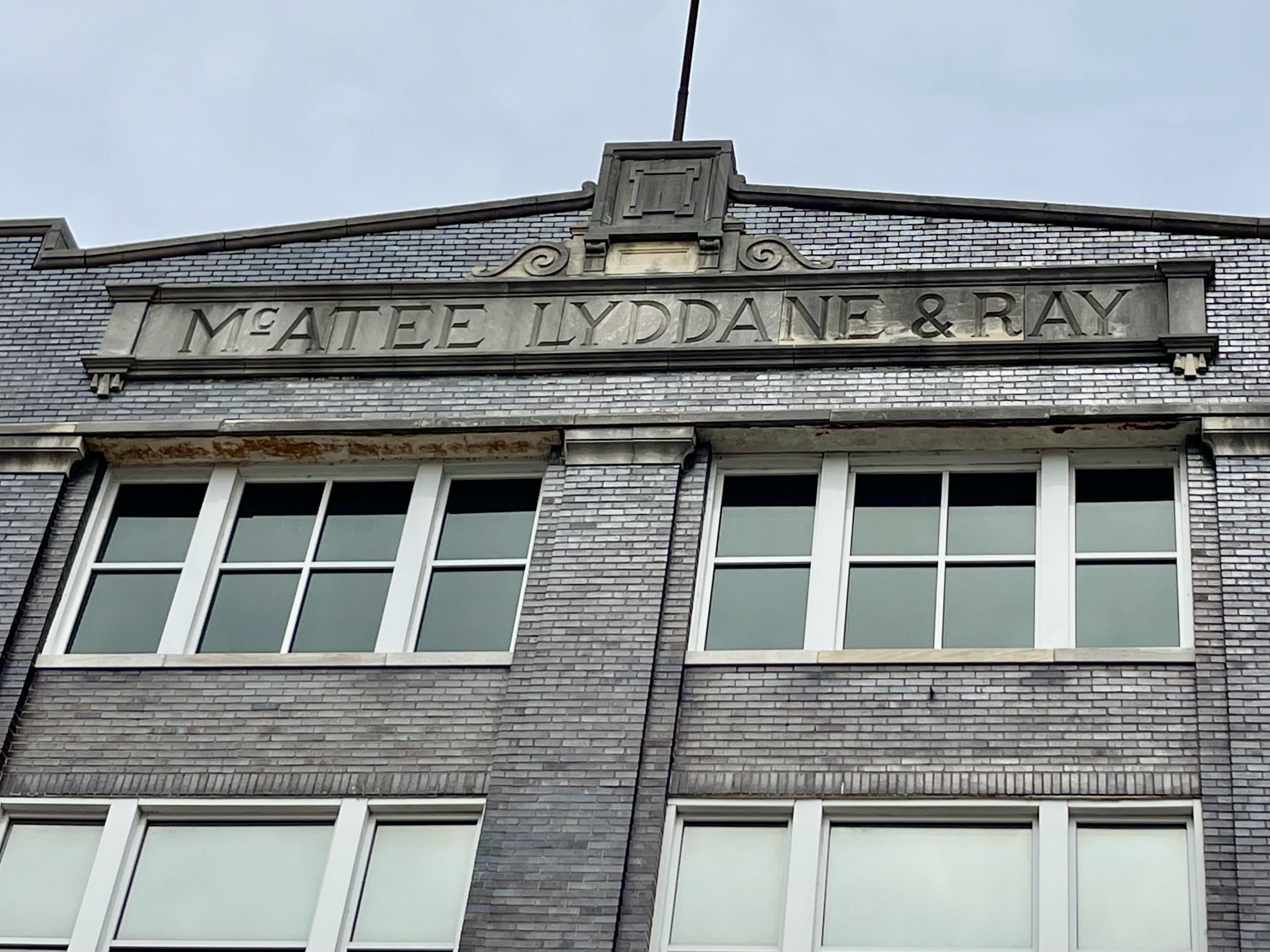 121 E. 2nd, Owensboro, Kentucky 42303, ,Office,For Sale,E. 2nd,76897