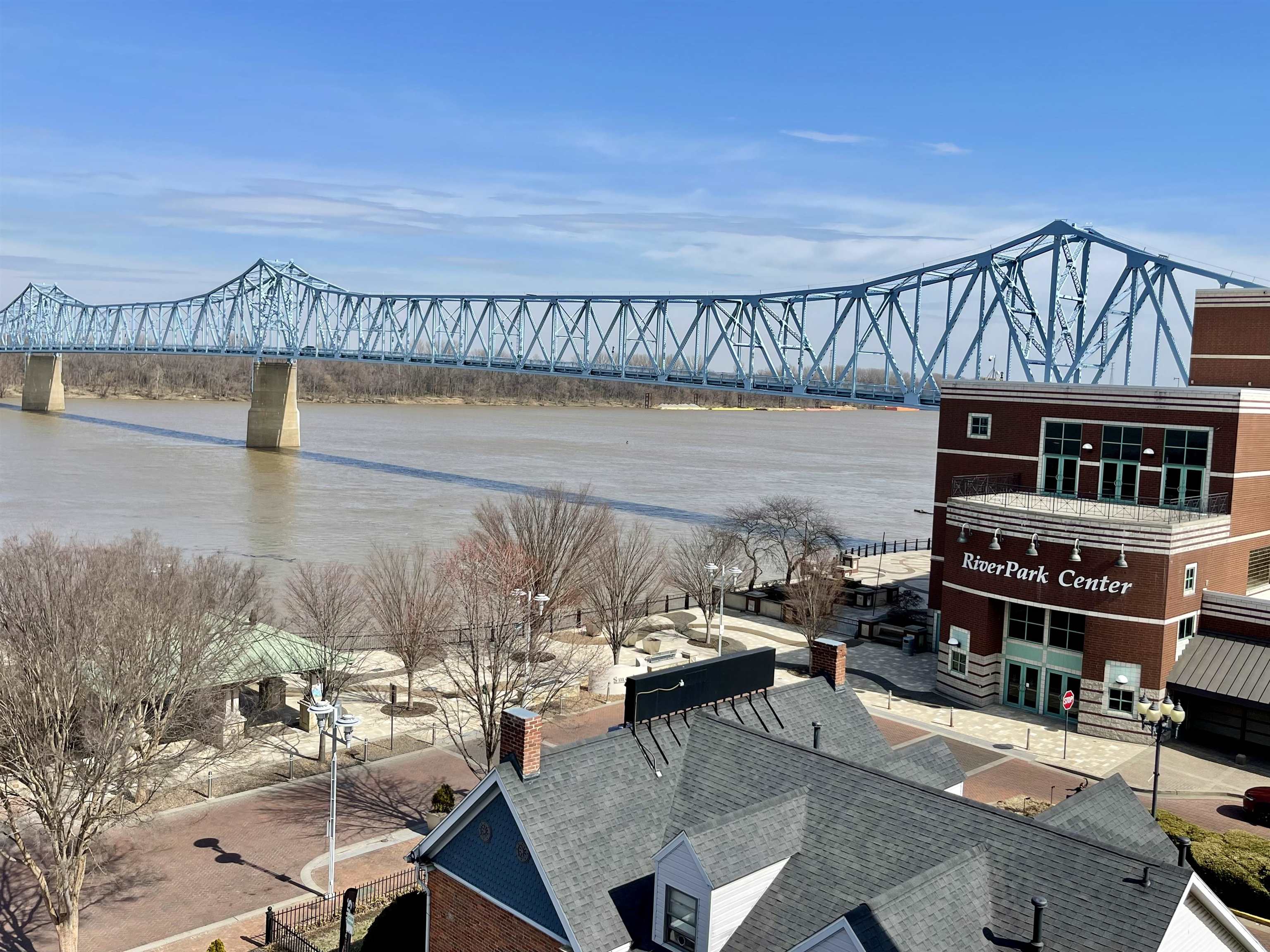 121 E. 2nd, Owensboro, Kentucky 42303, ,Office,For Sale,E. 2nd,76897