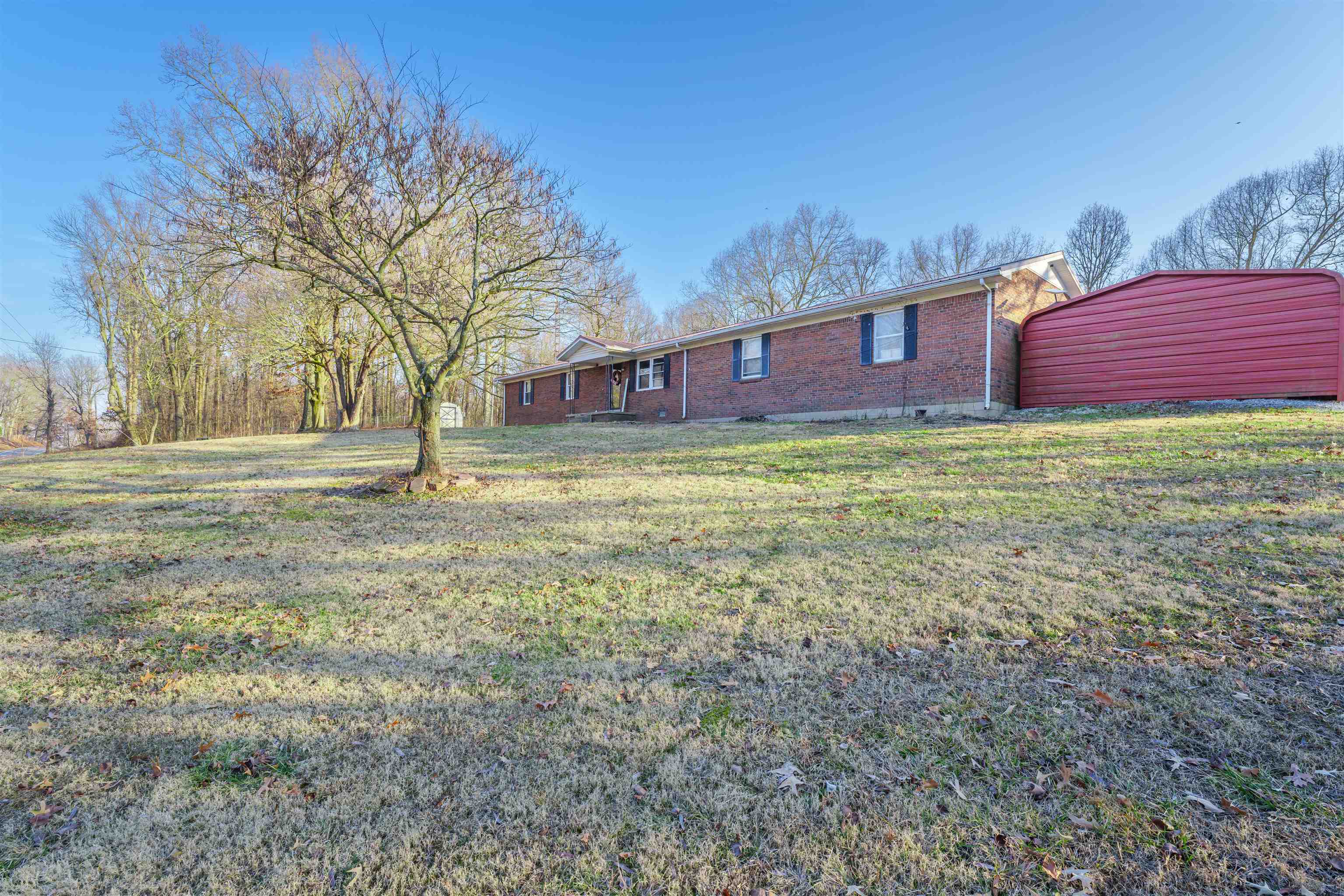 8761 ST. RT. 136 W, Calhoun, Kentucky 42327, 4 Bedrooms Bedrooms, ,3 BathroomsBathrooms,Single Family Residence,For Sale,ST. RT. 136 W,88943