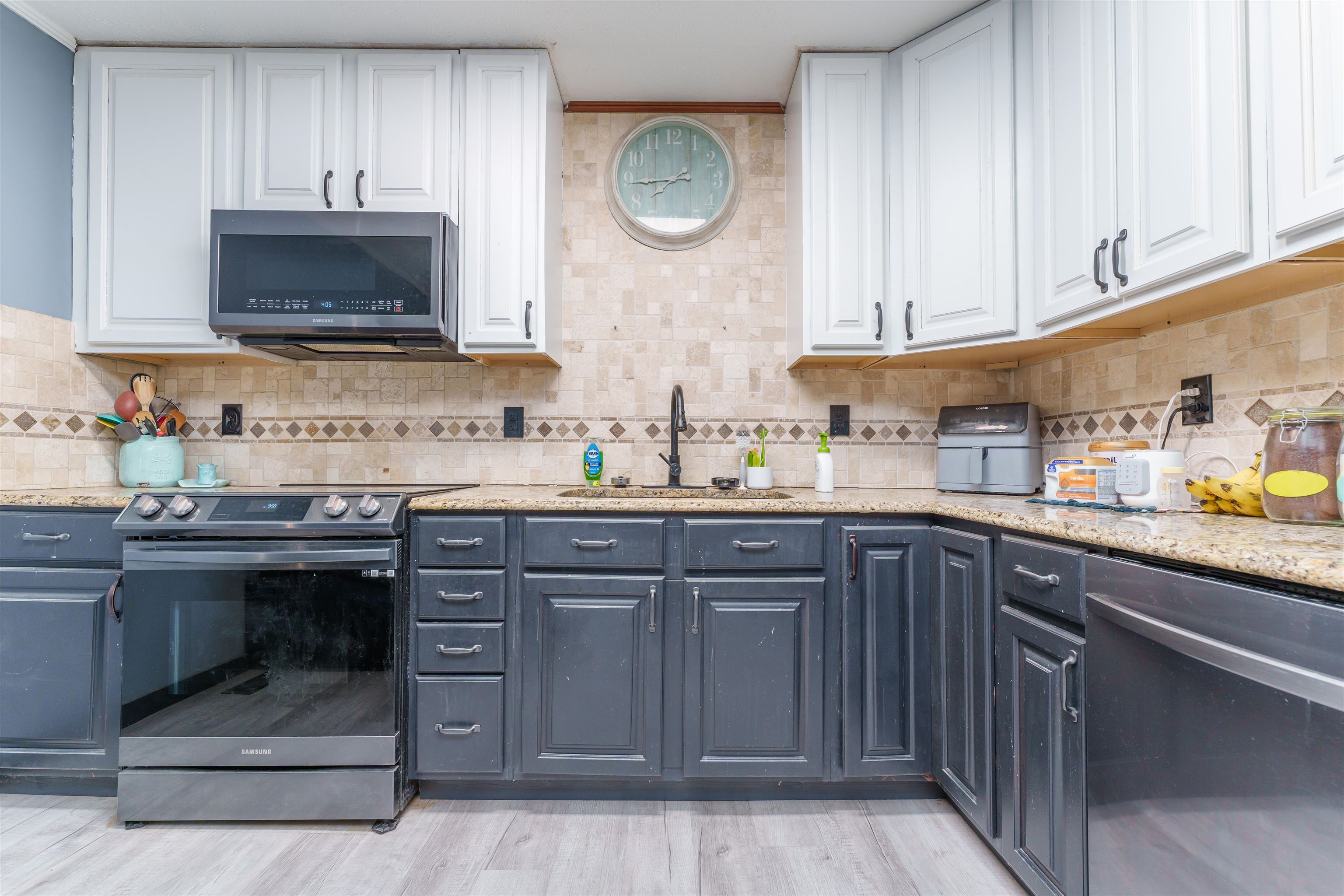 8761 ST. RT. 136 W, Calhoun, Kentucky 42327, 4 Bedrooms Bedrooms, ,3 BathroomsBathrooms,Single Family Residence,For Sale,ST. RT. 136 W,88943