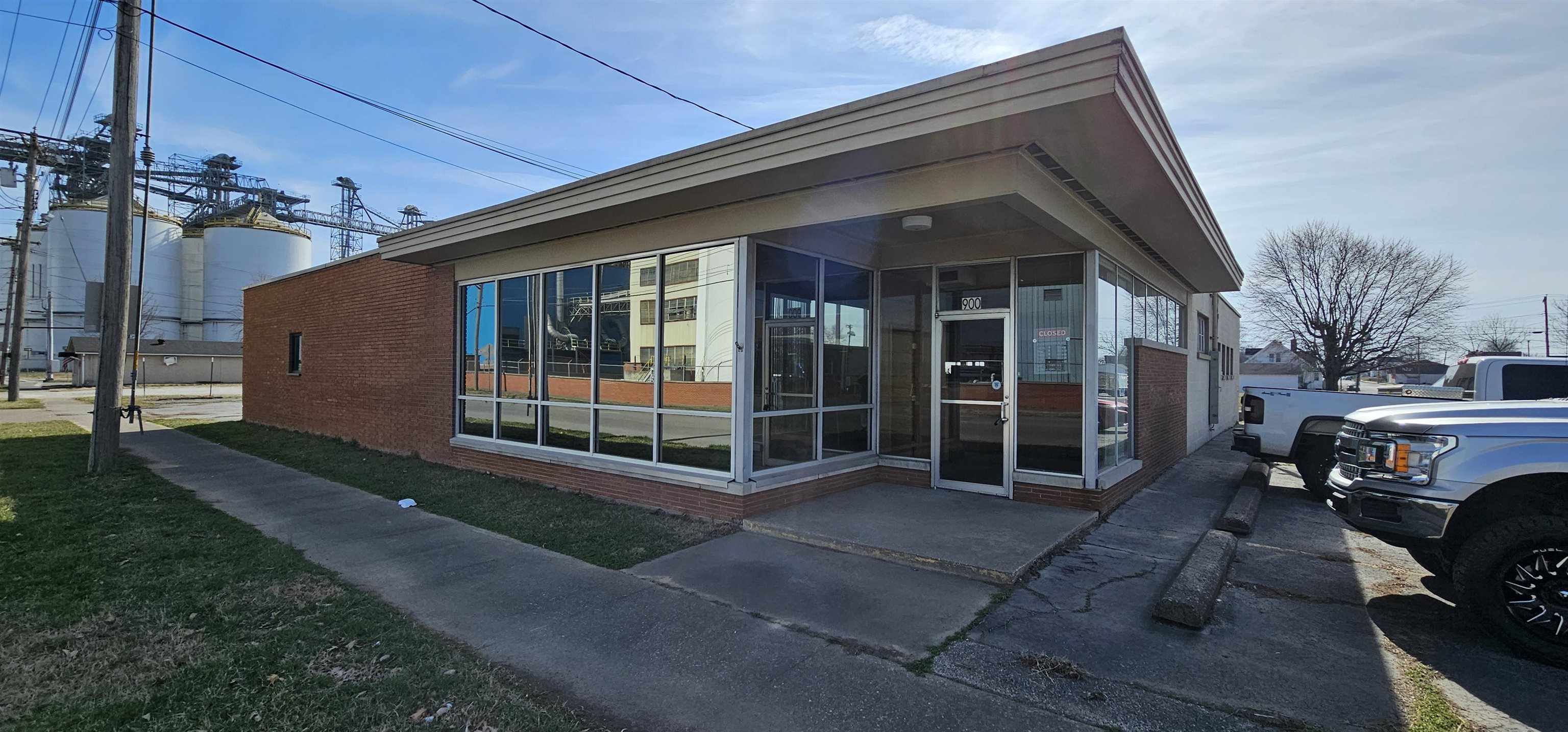 900 E 2nd St, Owensboro, Kentucky 42303, ,Business,For Sale,E 2nd St,89039