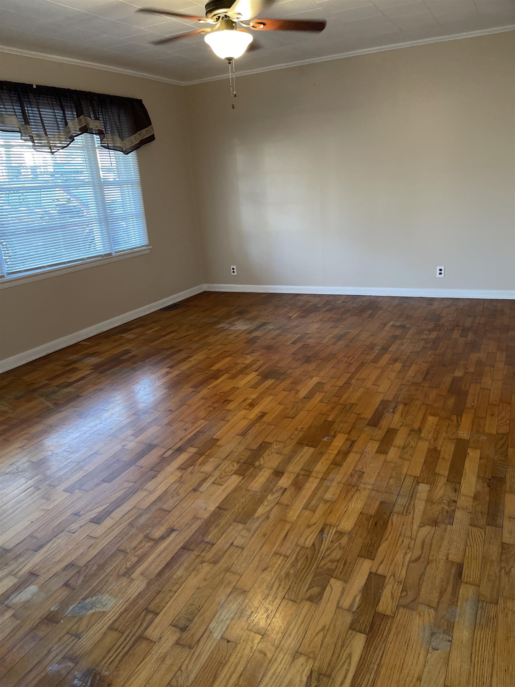 1106 Perkins Road, Central City, Kentucky 43330, 3 Bedrooms Bedrooms, ,1 BathroomBathrooms,Single Family Residence,For Sale,Perkins Road,91341