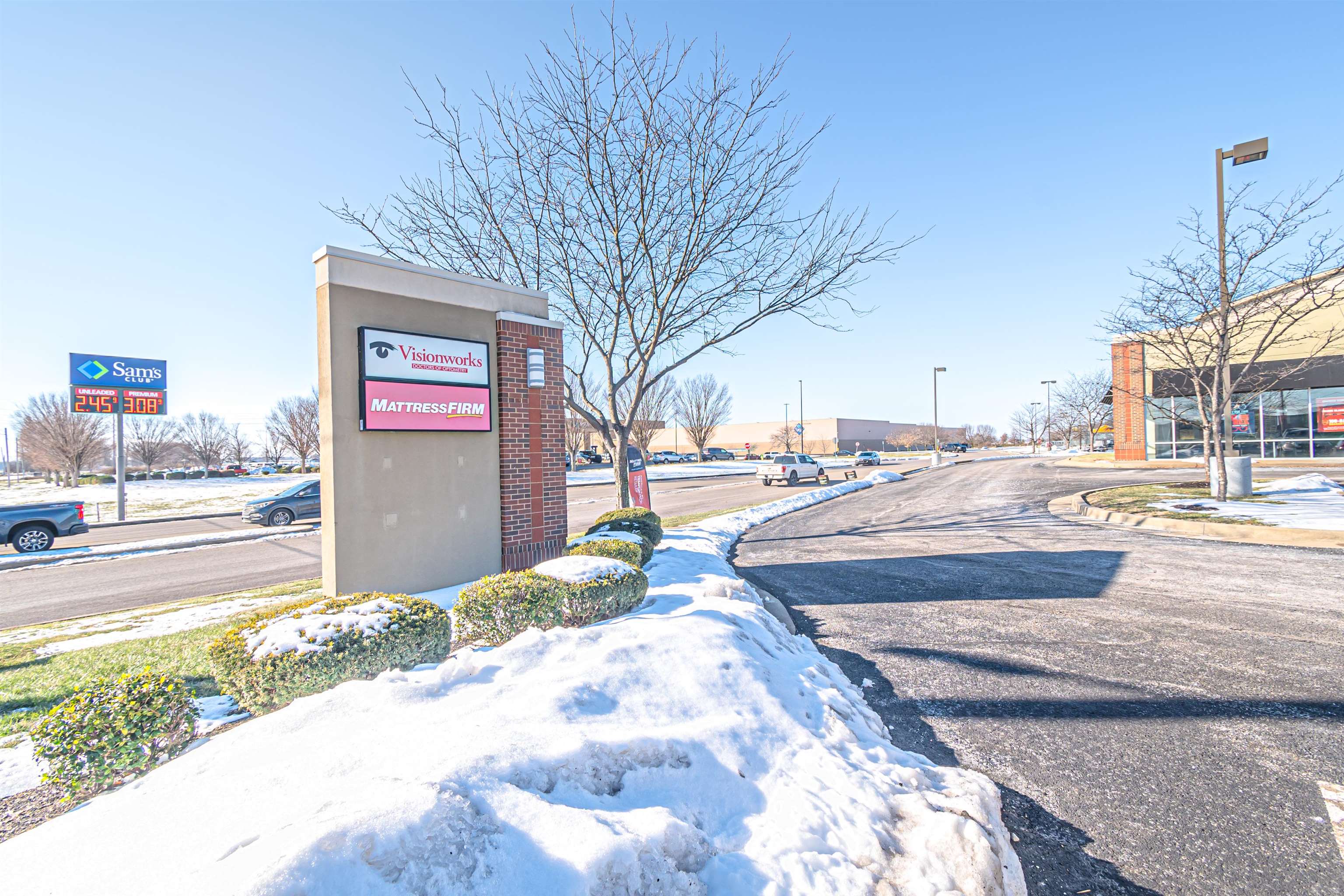 5220 Frederica Street, Owensboro, Kentucky 42301, ,Retail,For Sale,Frederica Street,91391