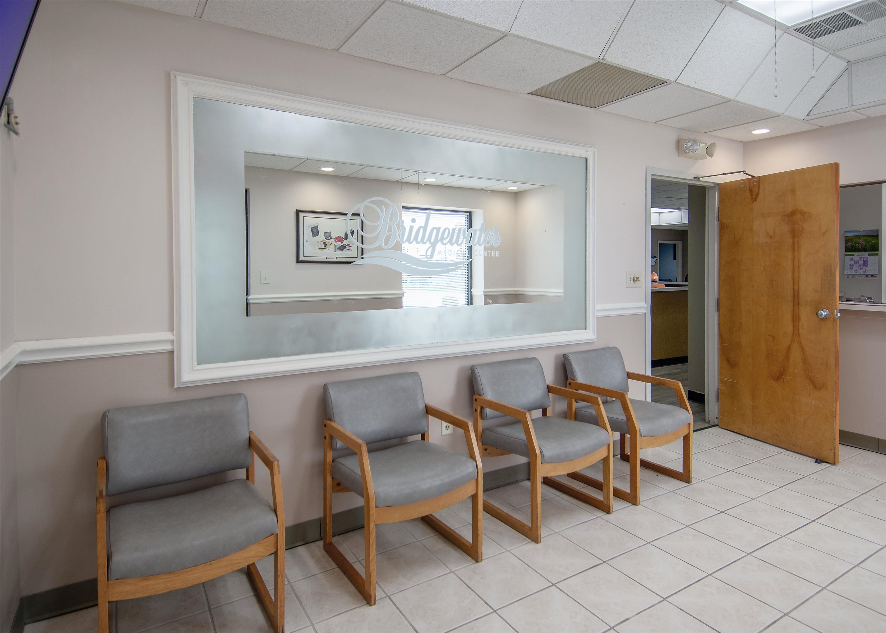 750 Salem Drive, Owensboro, Kentucky 42303, ,Office,For Sale,Salem Drive,91402