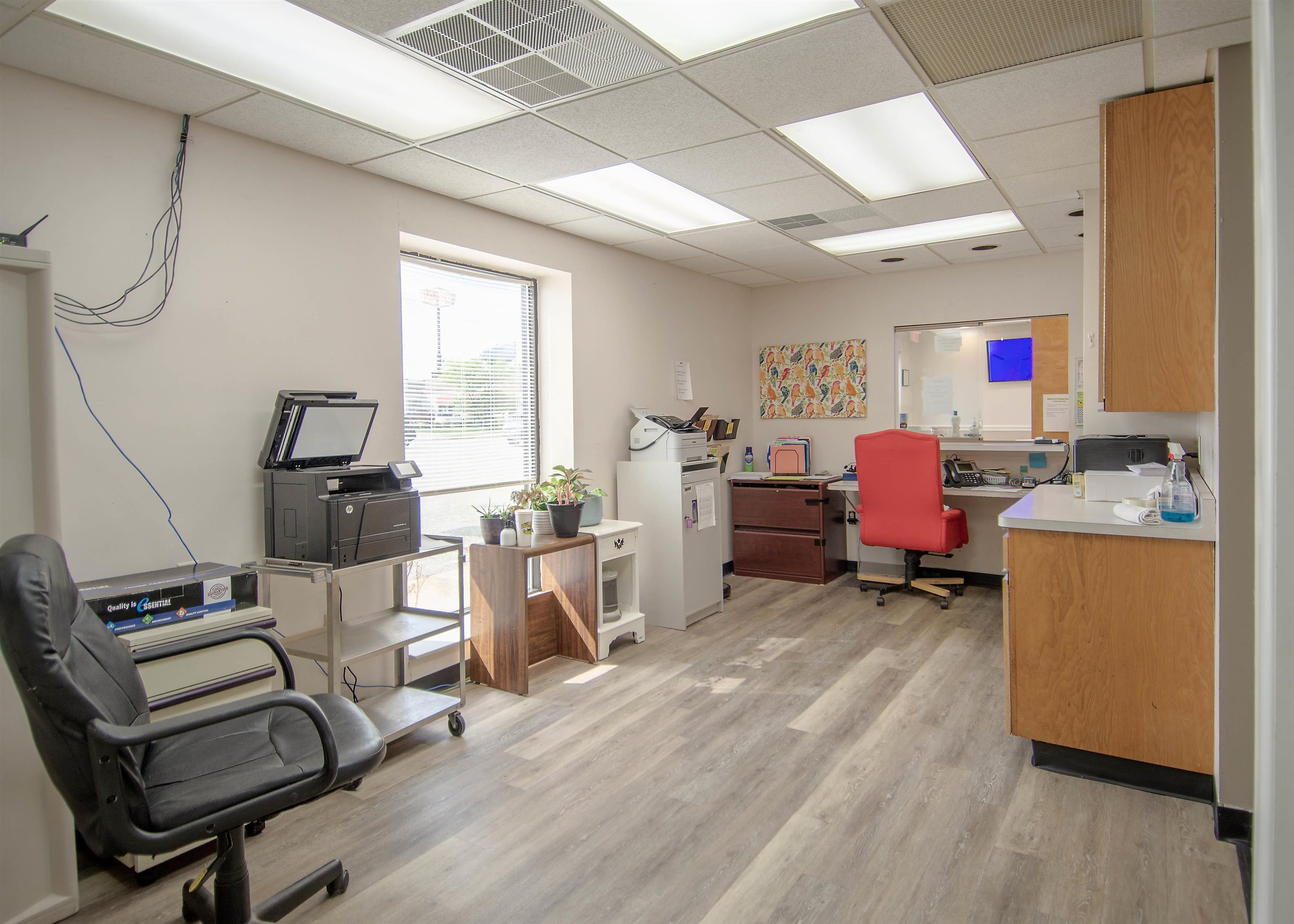 750 Salem Drive, Owensboro, Kentucky 42303, ,Office,For Sale,Salem Drive,91402