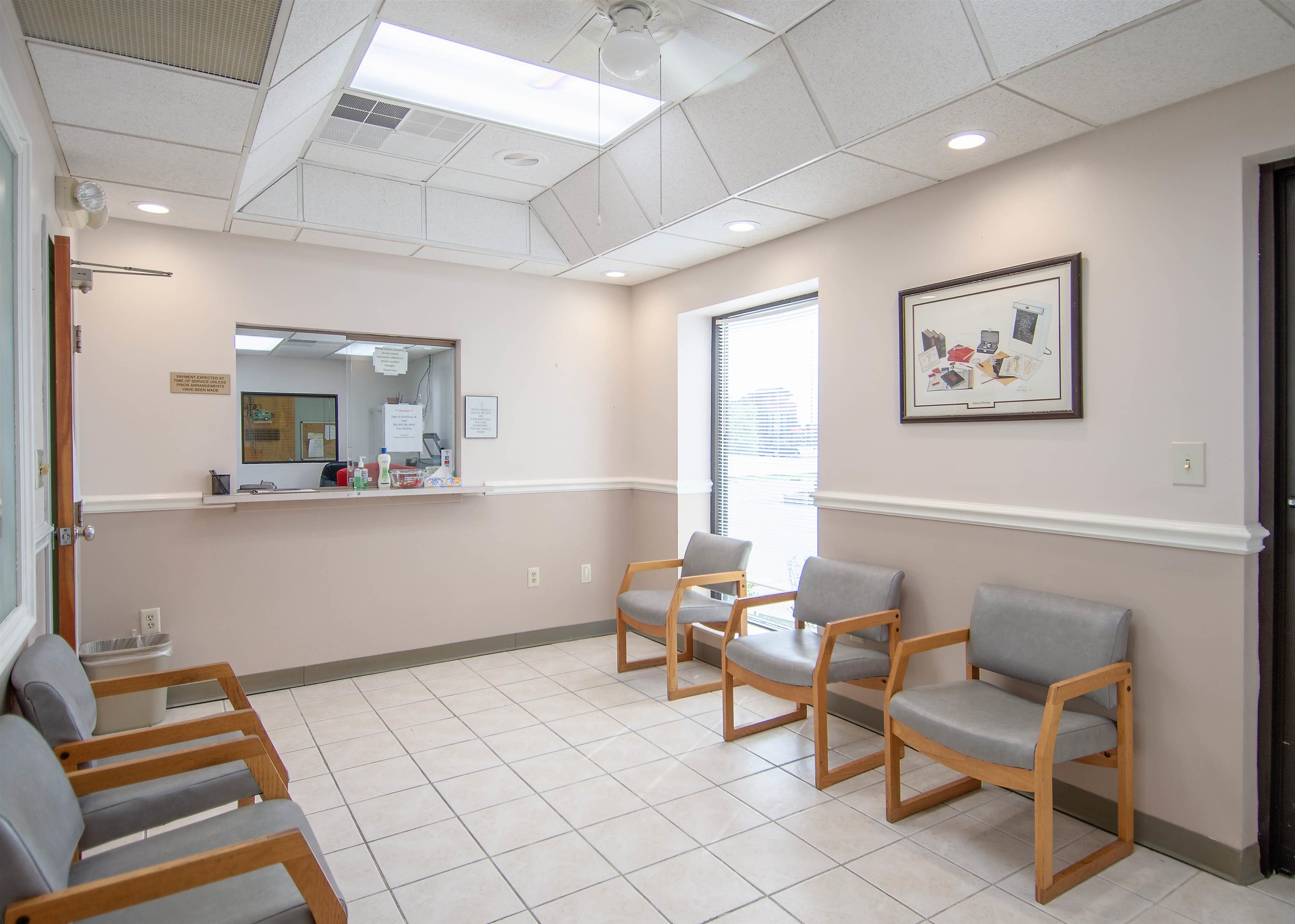 750 Salem Drive, Owensboro, Kentucky 42303, ,Office,For Sale,Salem Drive,91402