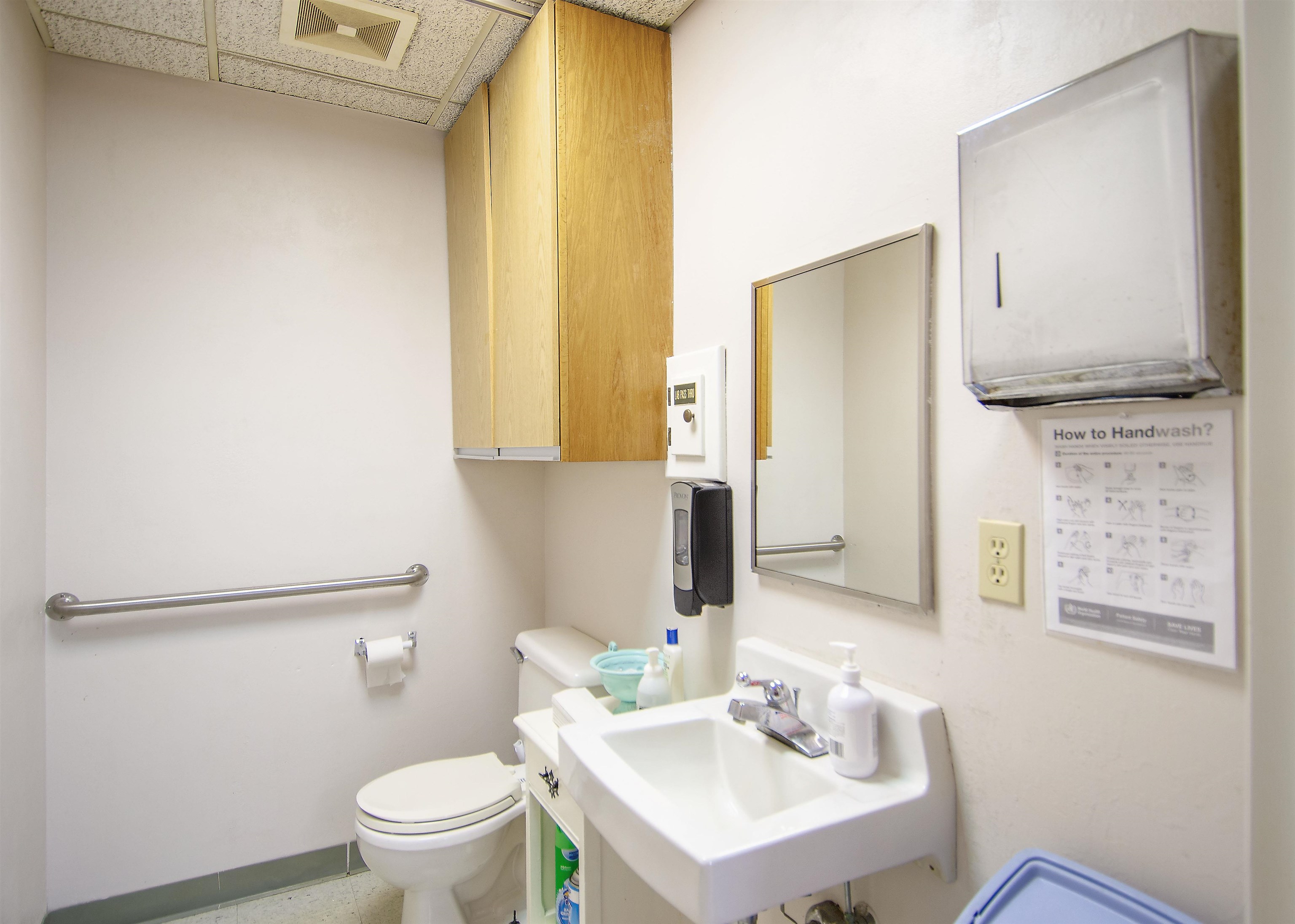 750 Salem Drive, Owensboro, Kentucky 42303, ,Office,For Sale,Salem Drive,91402