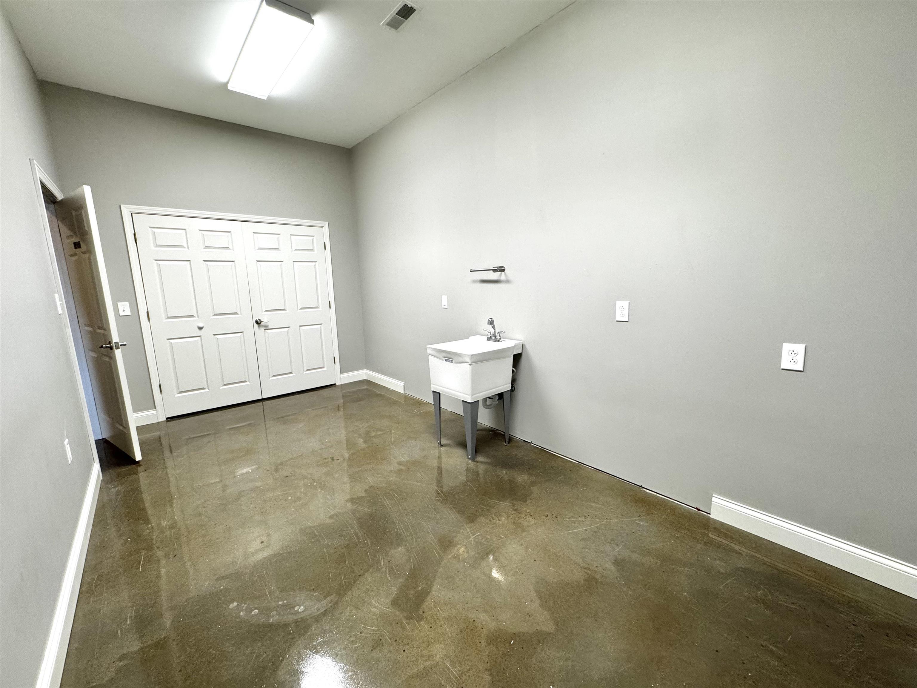 4531 State Route 54, Owensboro, Kentucky 42303, ,Office,For Sale,State Route 54,91814