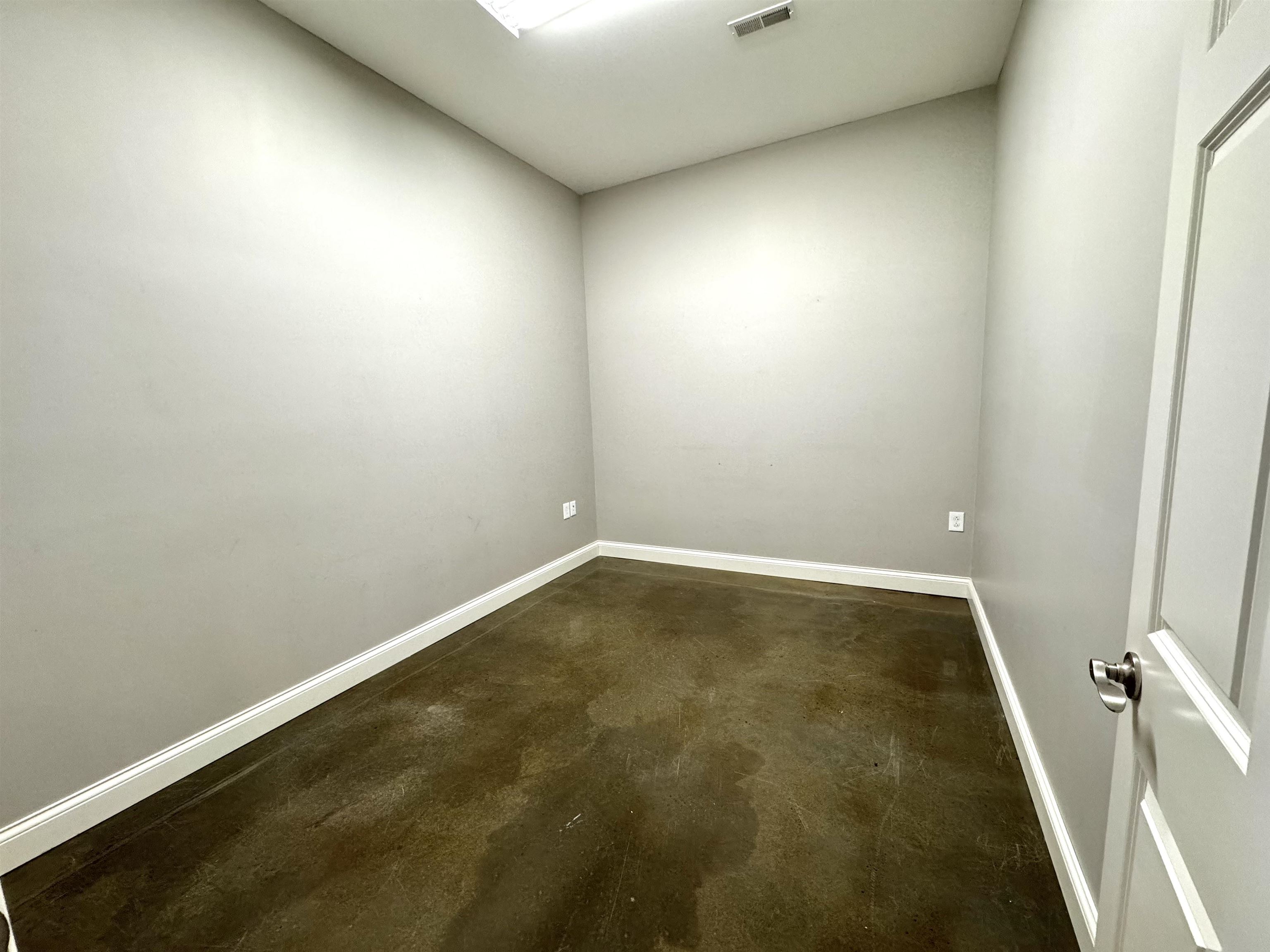 4531 State Route 54, Owensboro, Kentucky 42303, ,Office,For Sale,State Route 54,91814