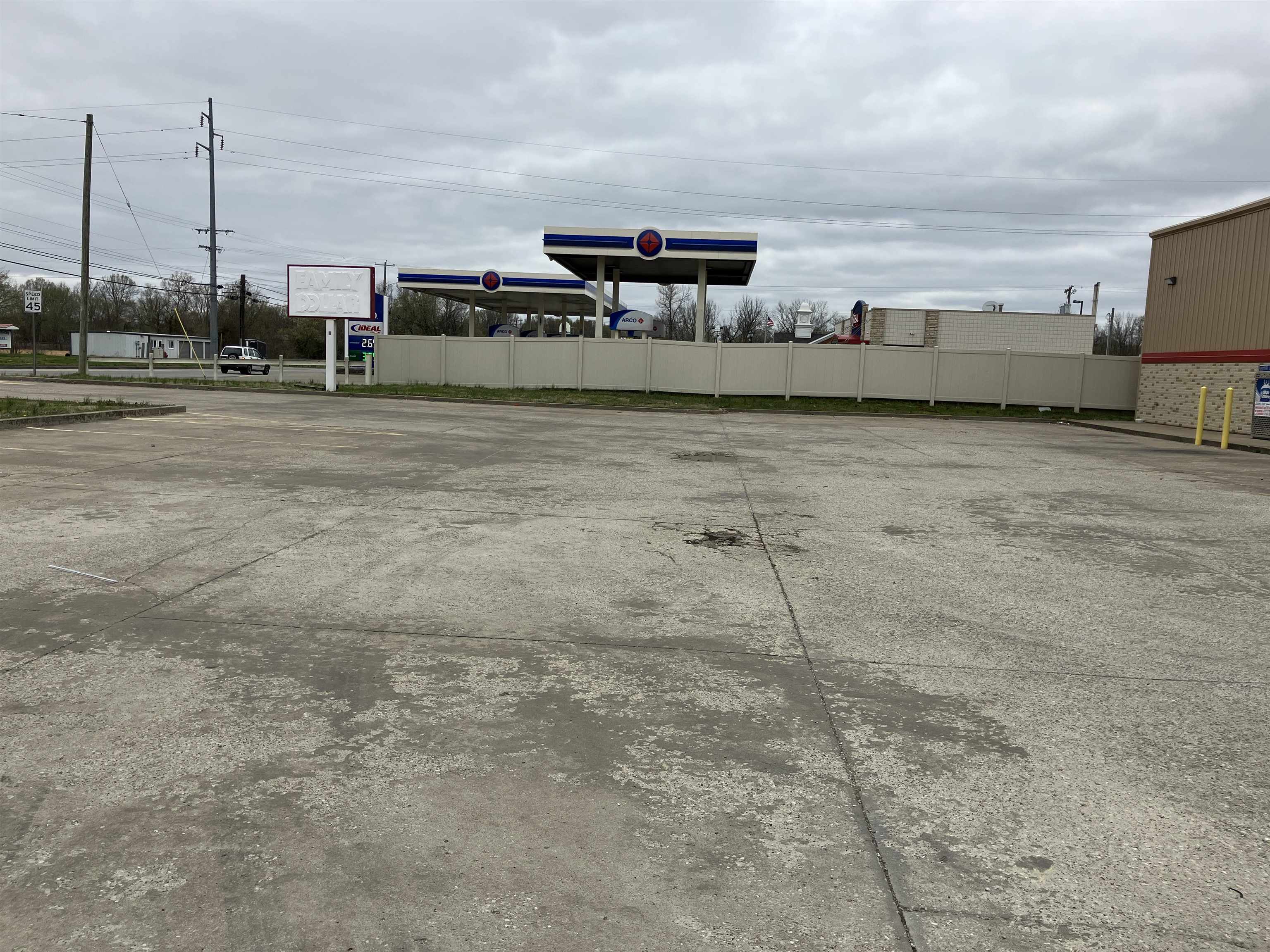 240 US Hwy 41 N, Sebree, Kentucky 42455, ,Retail,For Sale,US Hwy 41 N,91873