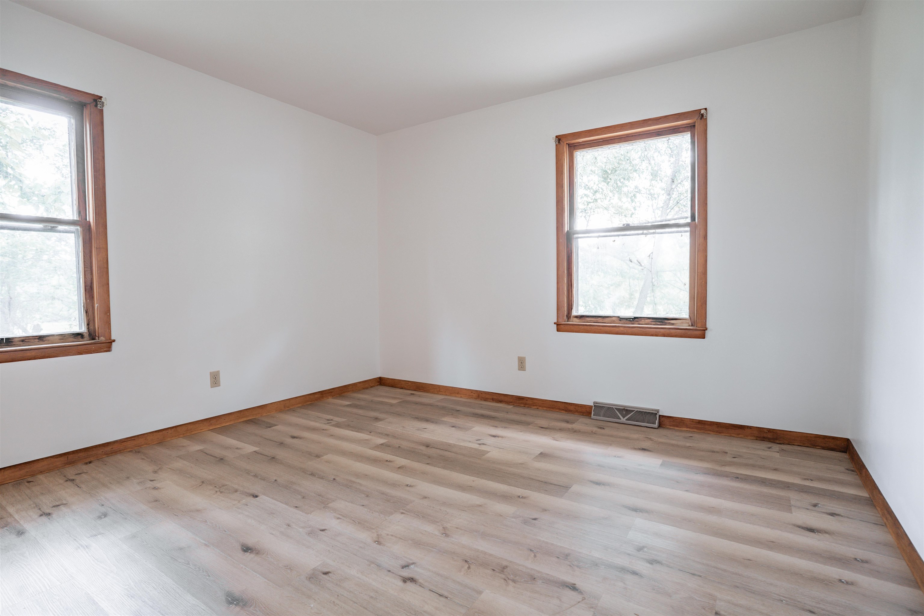 176 Mulberry St., Fordsville, Kentucky 42343, 2 Bedrooms Bedrooms, ,1 BathroomBathrooms,Single Family Residence,For Sale,Mulberry St.,92320