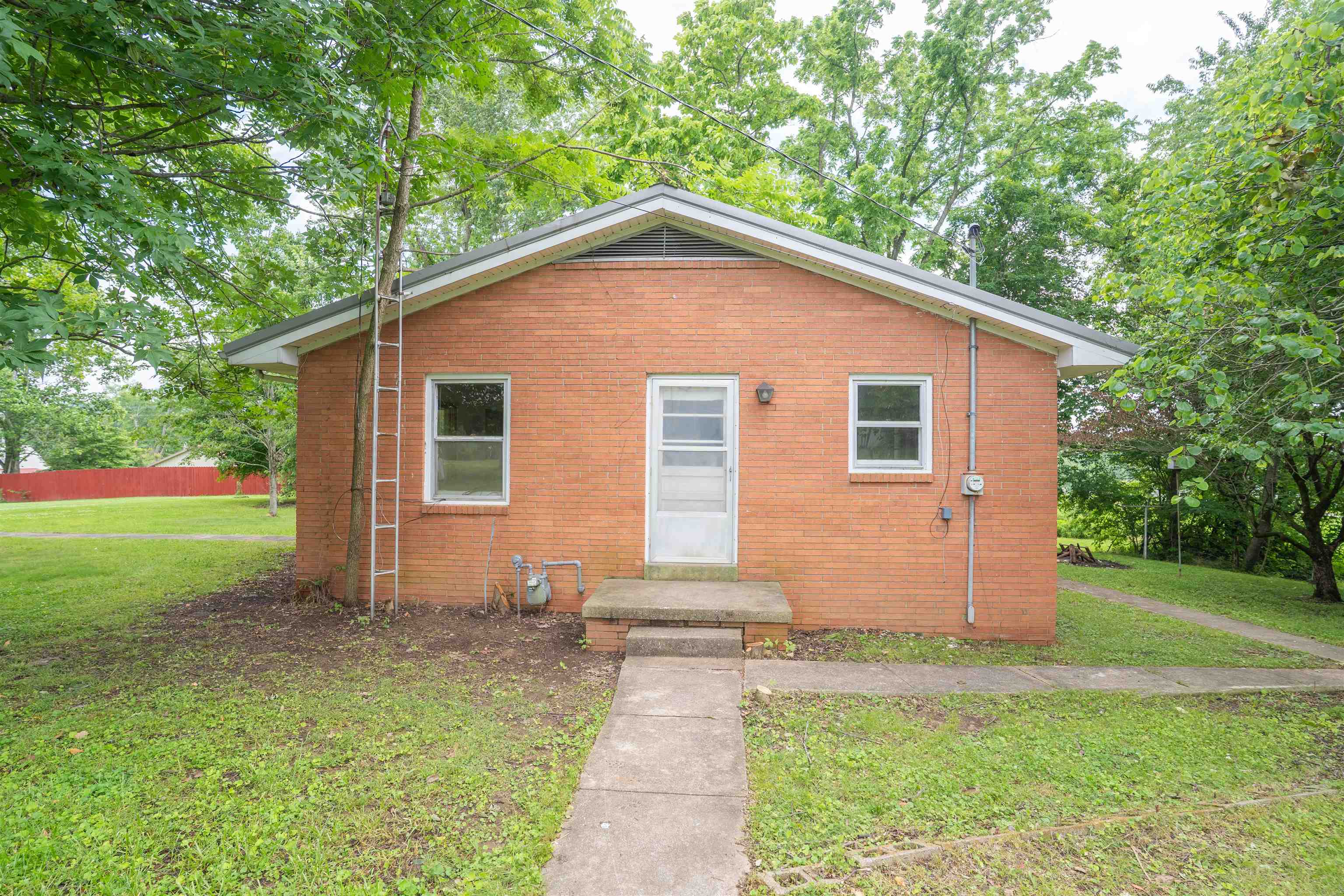 176 Mulberry St., Fordsville, Kentucky 42343, 2 Bedrooms Bedrooms, ,1 BathroomBathrooms,Single Family Residence,For Sale,Mulberry St.,92320