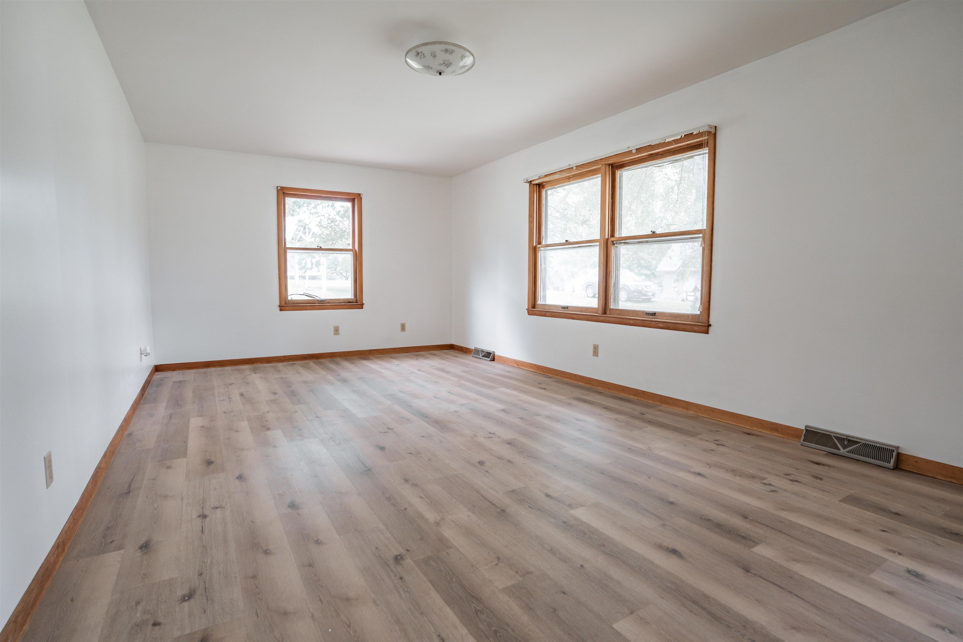 176 Mulberry St., Fordsville, Kentucky 42343, 2 Bedrooms Bedrooms, ,1 BathroomBathrooms,Single Family Residence,For Sale,Mulberry St.,92320