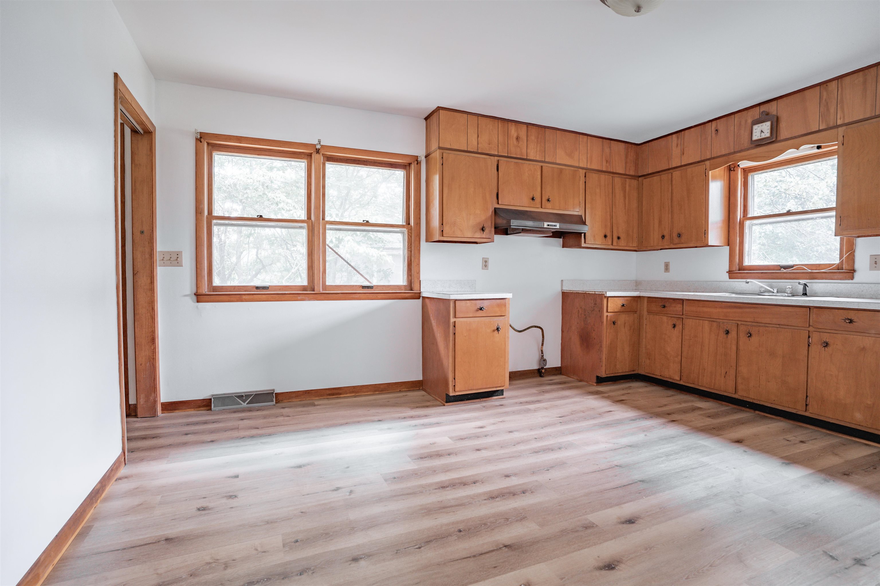 176 Mulberry St., Fordsville, Kentucky 42343, 2 Bedrooms Bedrooms, ,1 BathroomBathrooms,Single Family Residence,For Sale,Mulberry St.,92320