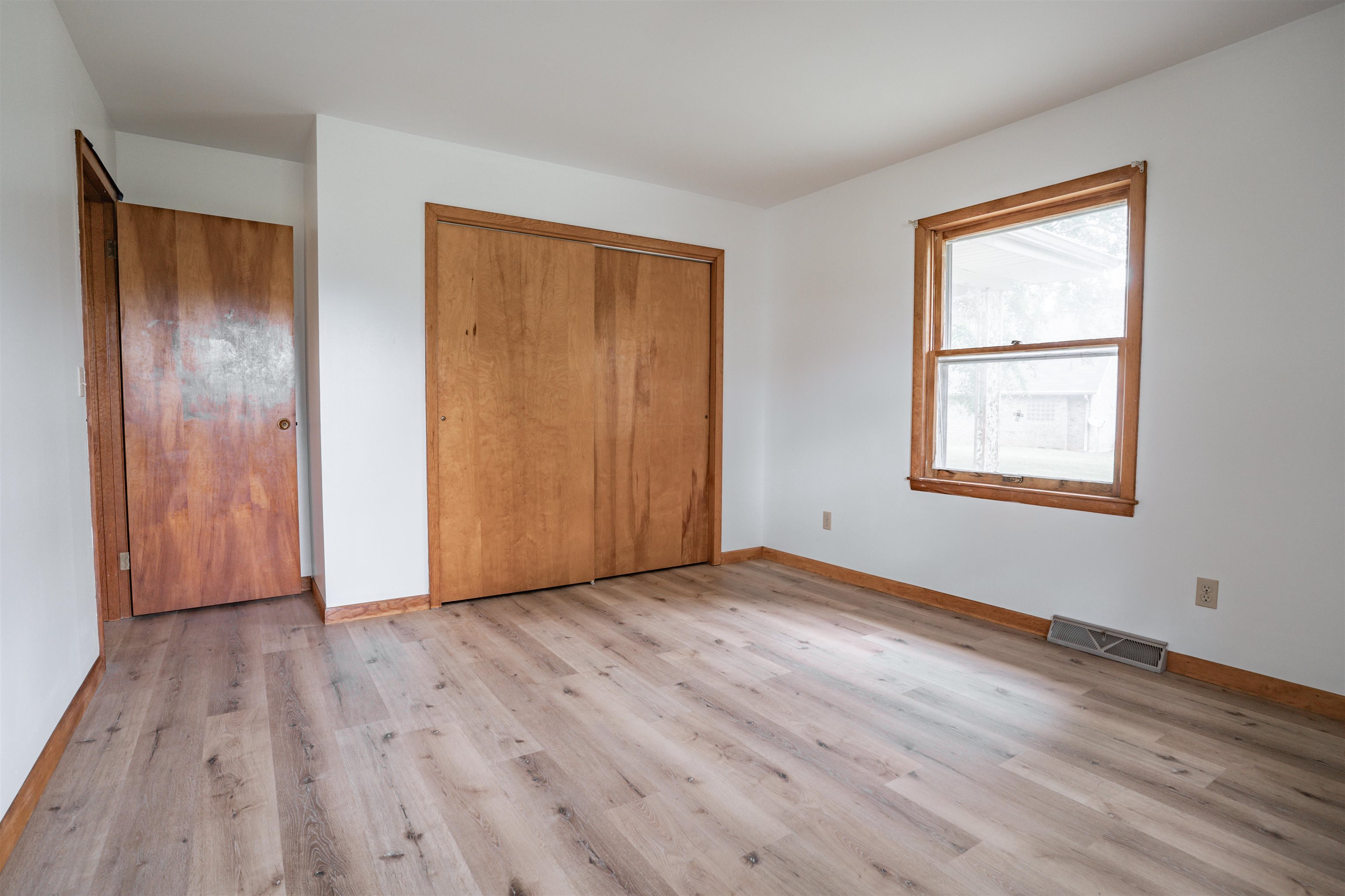 176 Mulberry St., Fordsville, Kentucky 42343, 2 Bedrooms Bedrooms, ,1 BathroomBathrooms,Single Family Residence,For Sale,Mulberry St.,92320