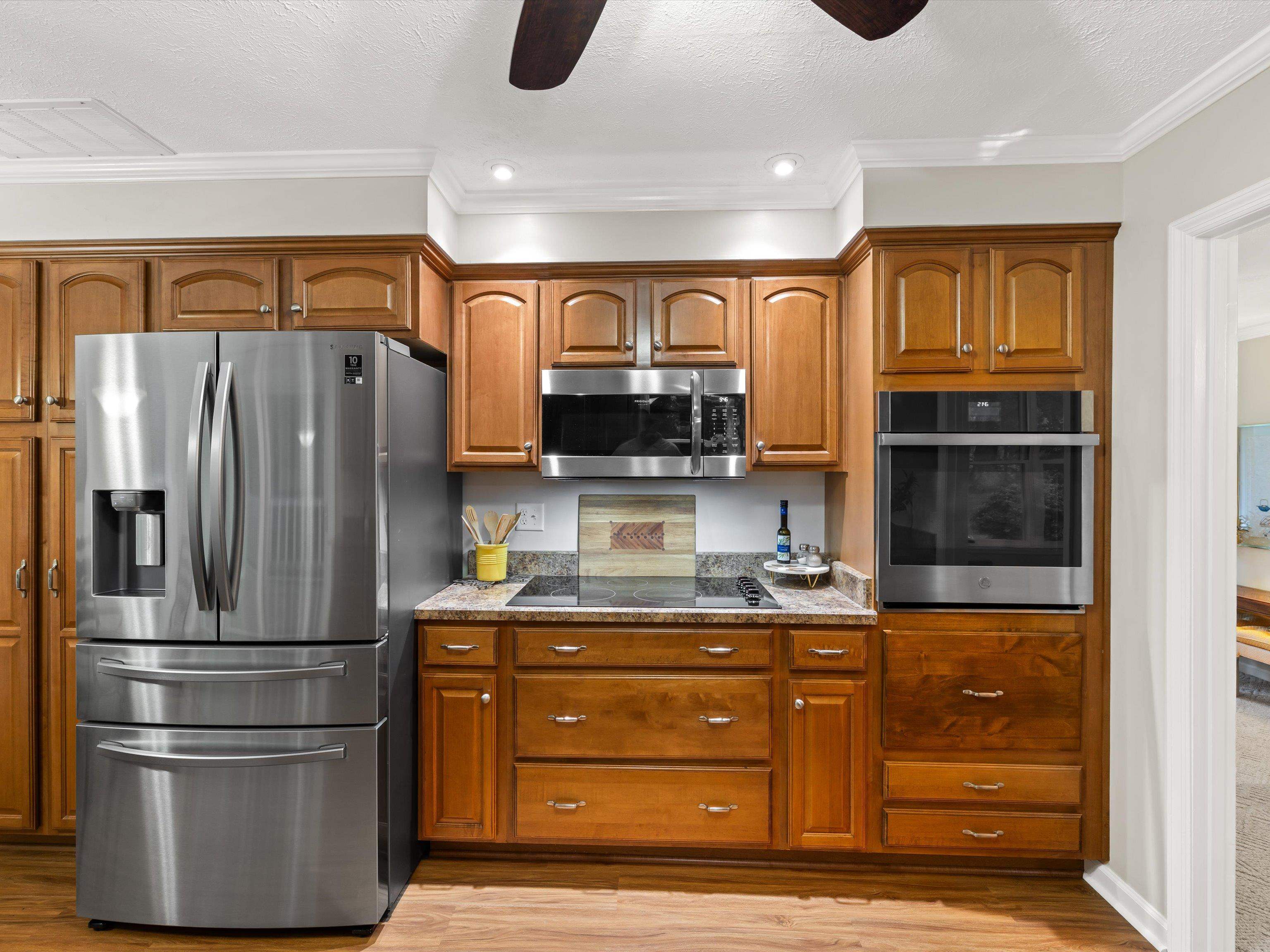 375 Hillcrest Circle, Hawesville, Kentucky 42348, 4 Bedrooms Bedrooms, ,3 BathroomsBathrooms,Single Family Residence,For Sale,Hillcrest Circle,92347