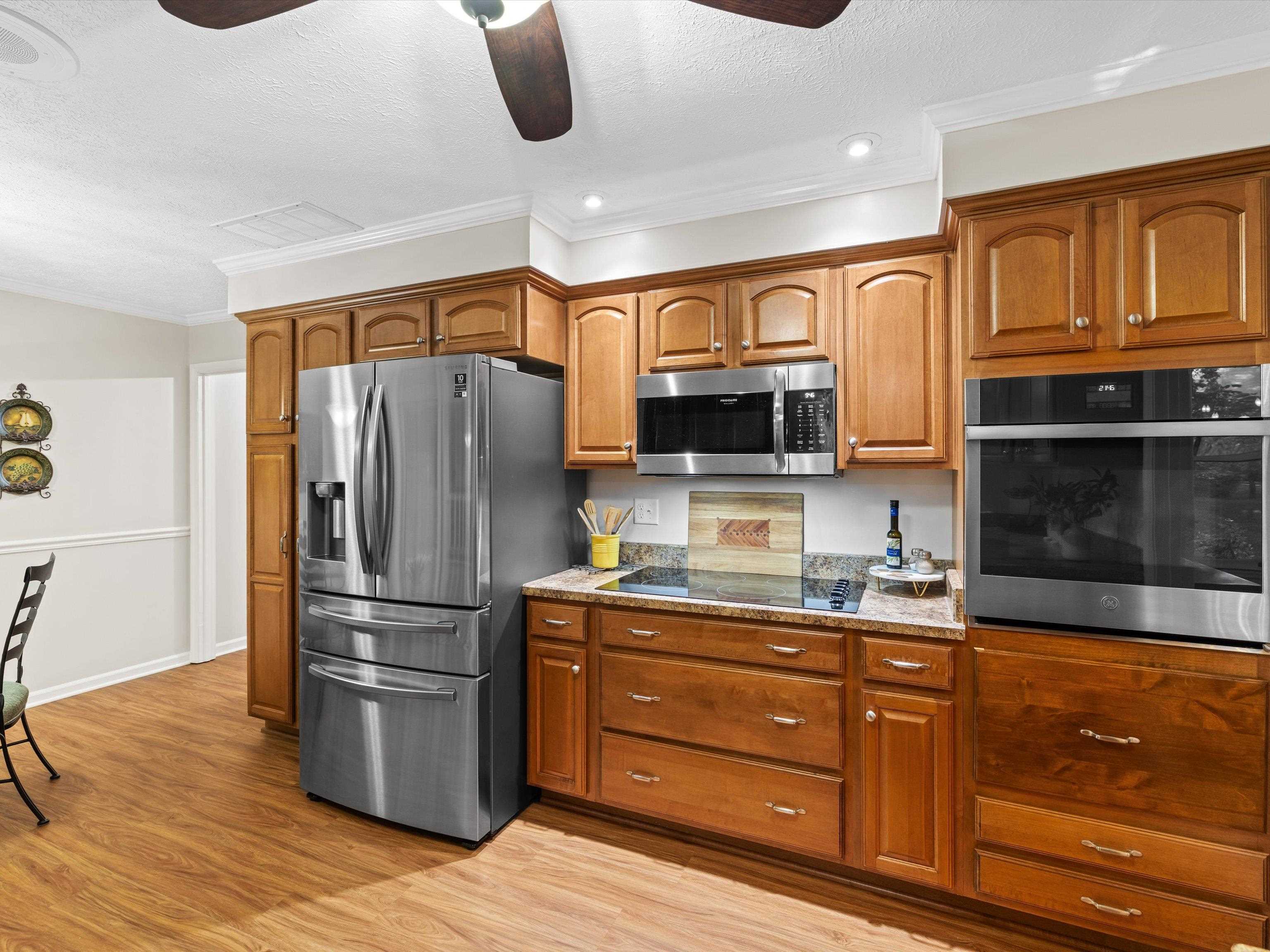 375 Hillcrest Circle, Hawesville, Kentucky 42348, 4 Bedrooms Bedrooms, ,3 BathroomsBathrooms,Single Family Residence,For Sale,Hillcrest Circle,92347