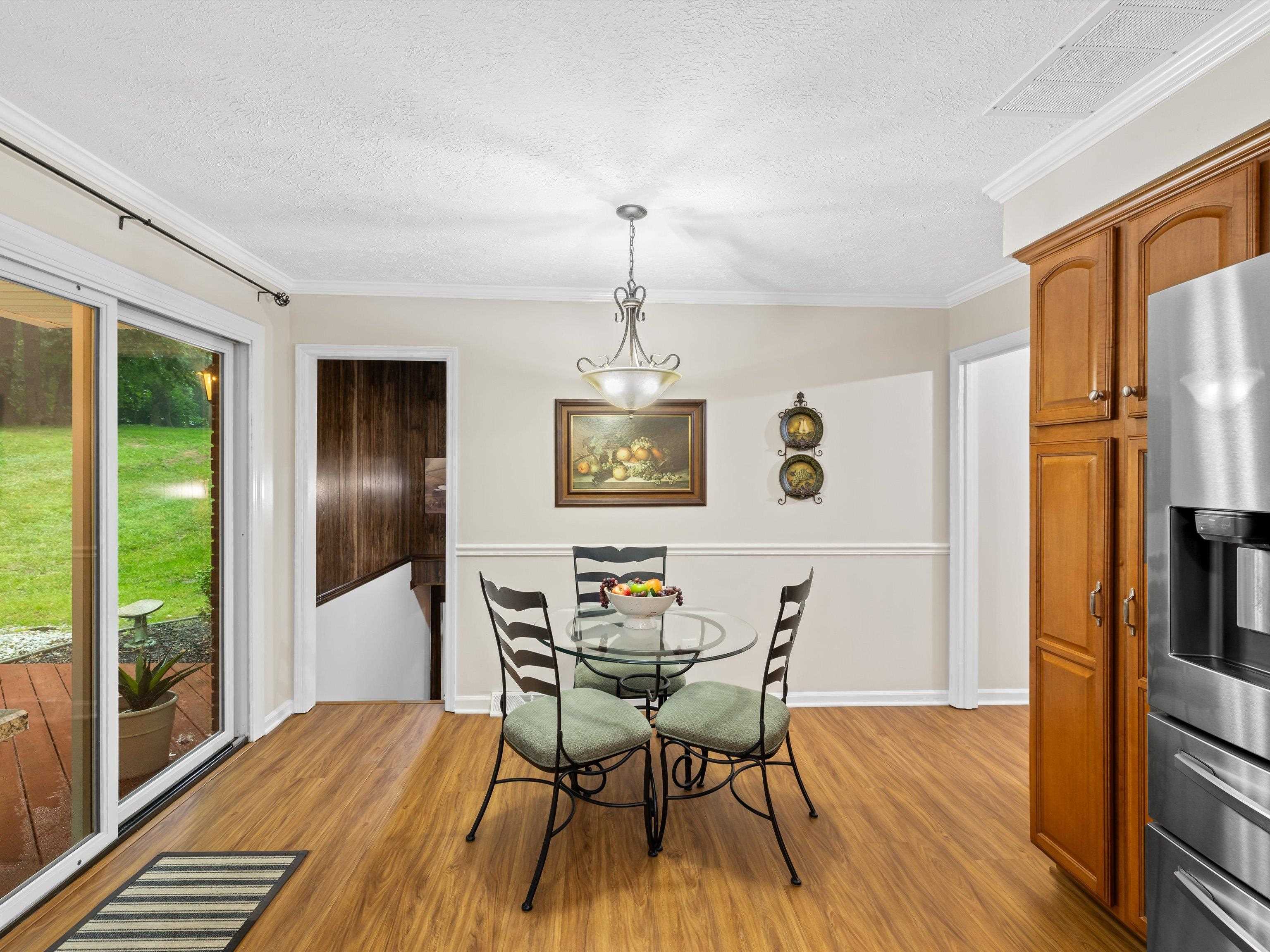 375 Hillcrest Circle, Hawesville, Kentucky 42348, 4 Bedrooms Bedrooms, ,3 BathroomsBathrooms,Single Family Residence,For Sale,Hillcrest Circle,92347