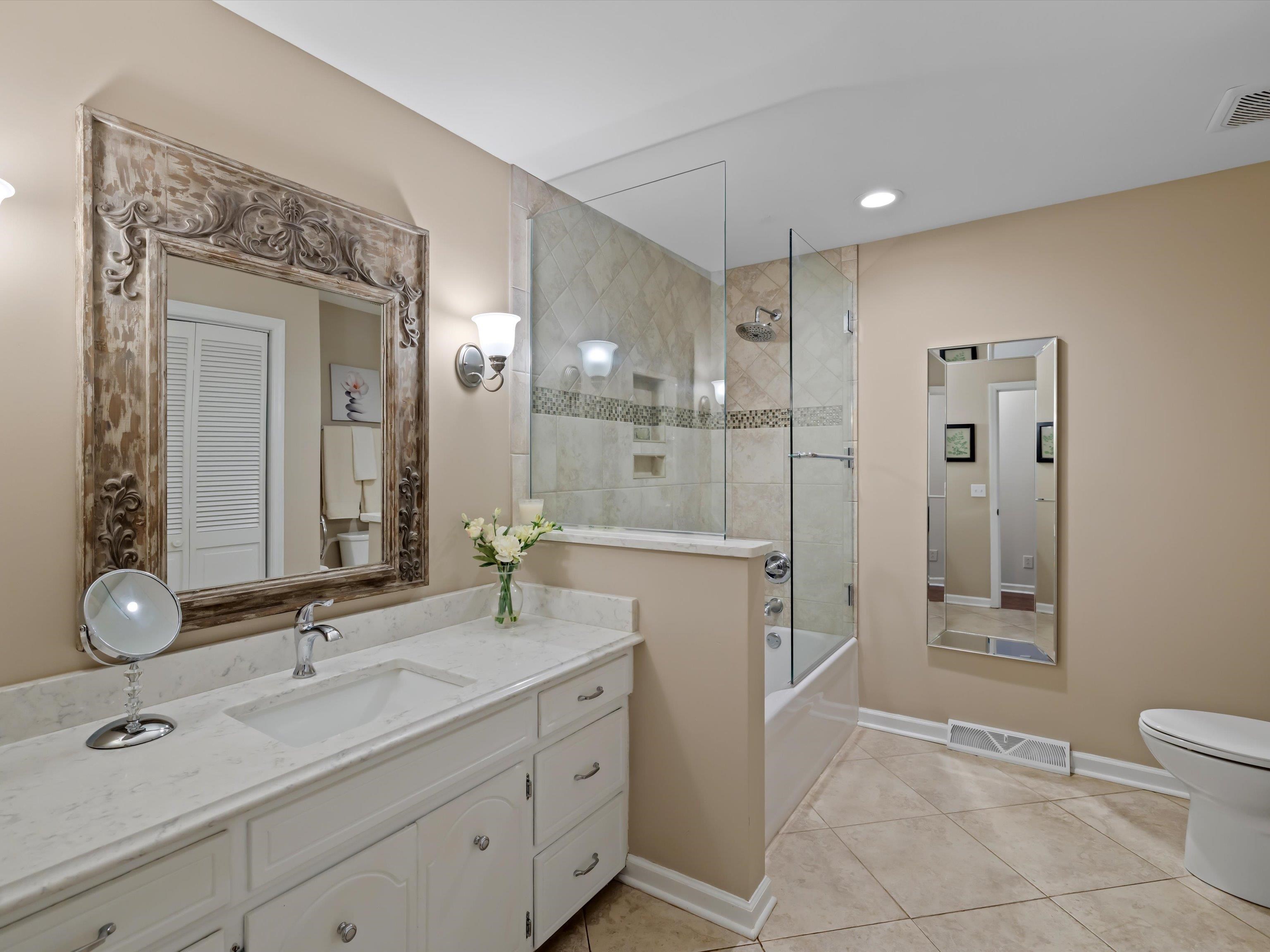 375 Hillcrest Circle, Hawesville, Kentucky 42348, 4 Bedrooms Bedrooms, ,3 BathroomsBathrooms,Single Family Residence,For Sale,Hillcrest Circle,92347