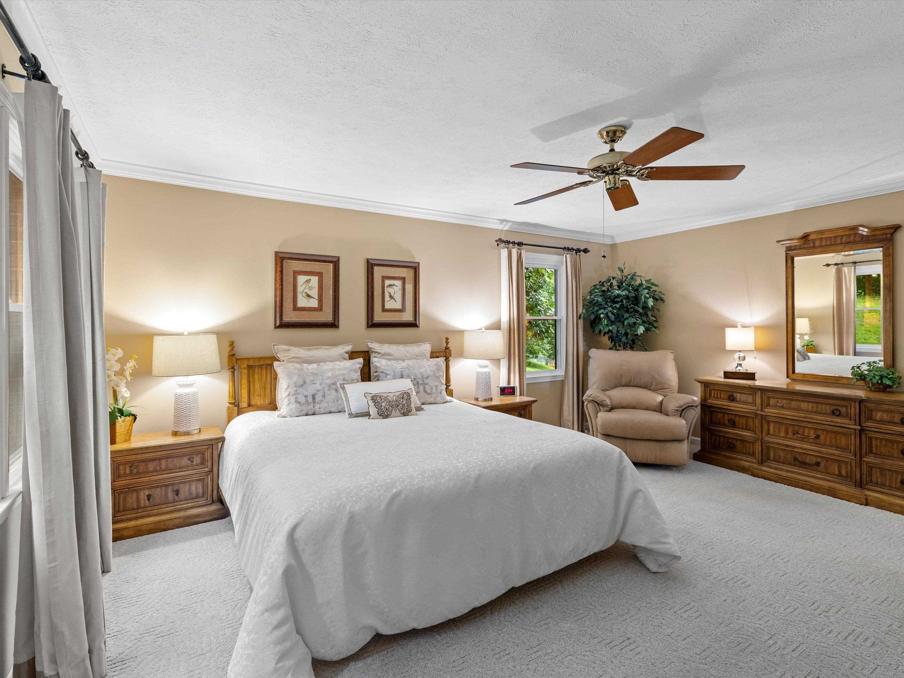 375 Hillcrest Circle, Hawesville, Kentucky 42348, 4 Bedrooms Bedrooms, ,3 BathroomsBathrooms,Single Family Residence,For Sale,Hillcrest Circle,92347