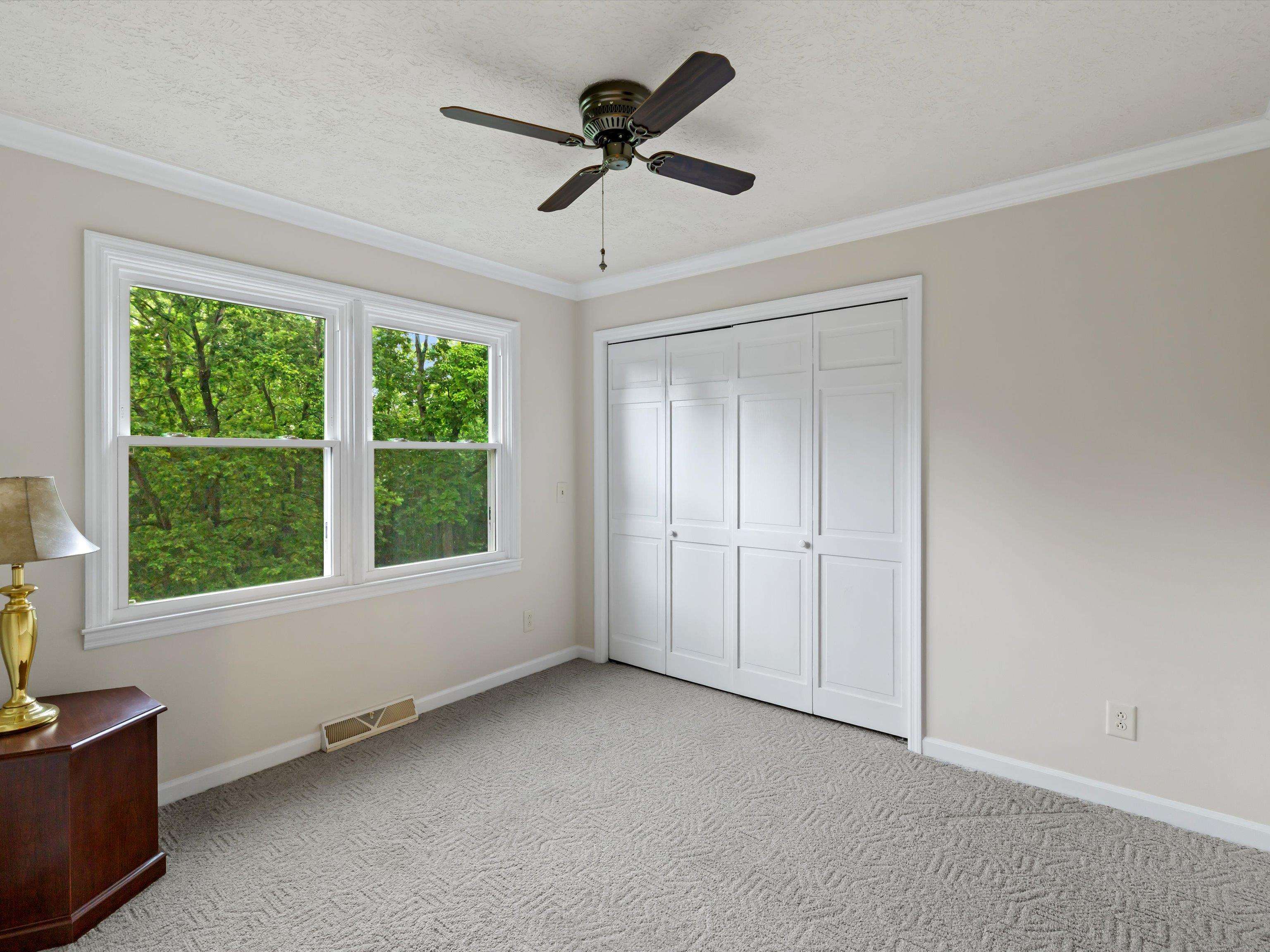 375 Hillcrest Circle, Hawesville, Kentucky 42348, 4 Bedrooms Bedrooms, ,3 BathroomsBathrooms,Single Family Residence,For Sale,Hillcrest Circle,92347